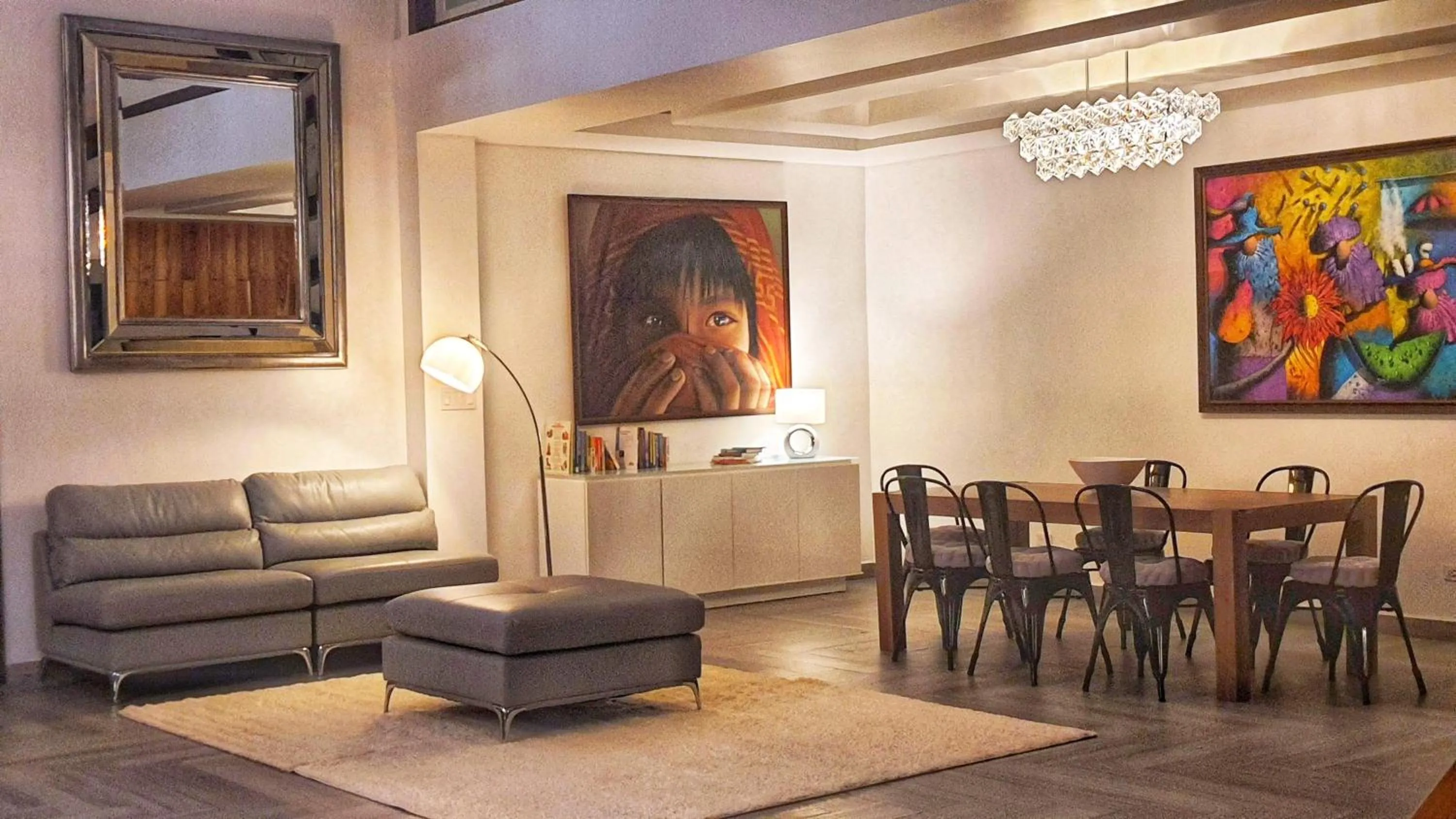 Dining area in The Residence by Villa Alejandro