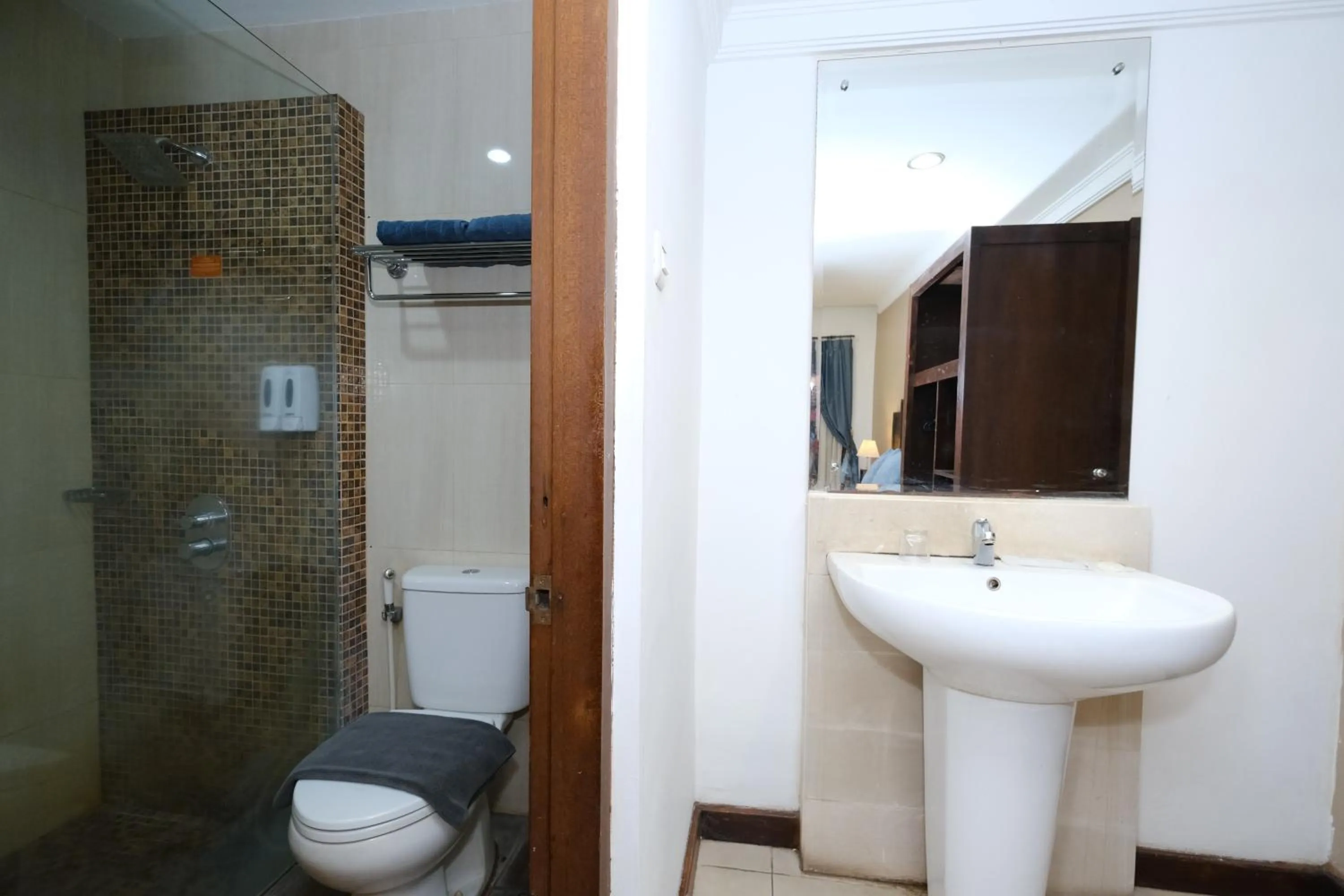 Bathroom in SARE HOTEL MALIOBORO