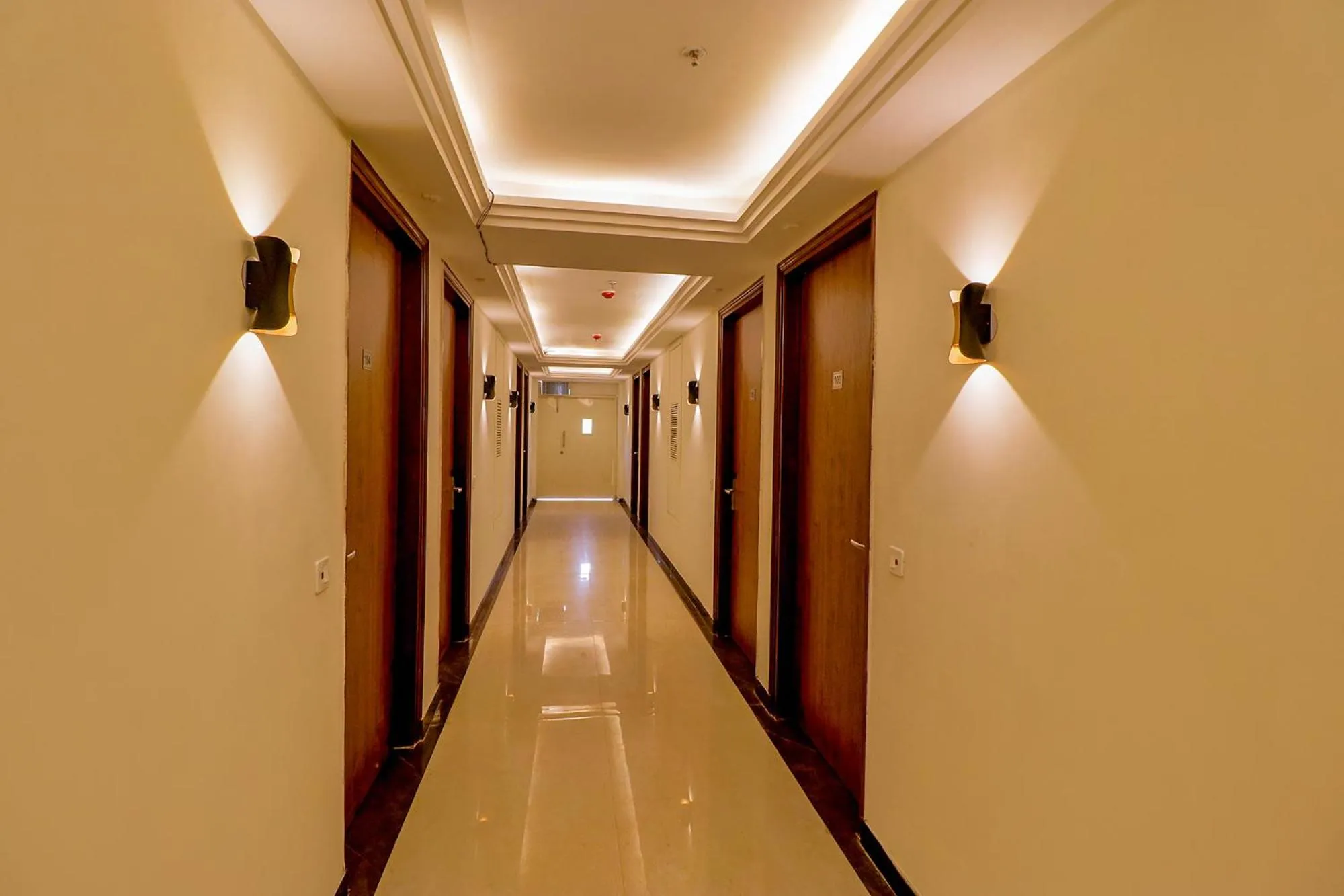 Lobby or reception in FabHotel Pitampura