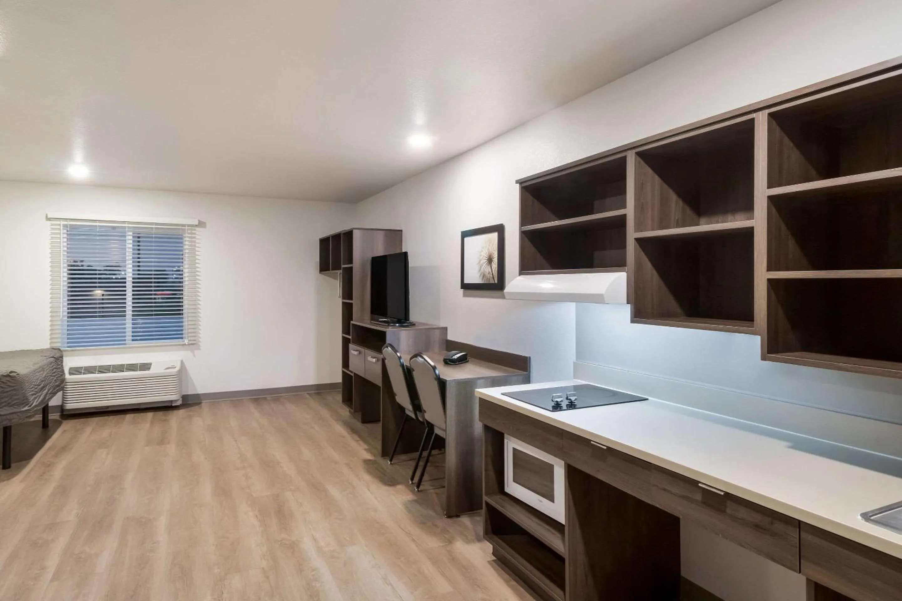 Photo of the whole room in WoodSpring Suites Mesa Chandler