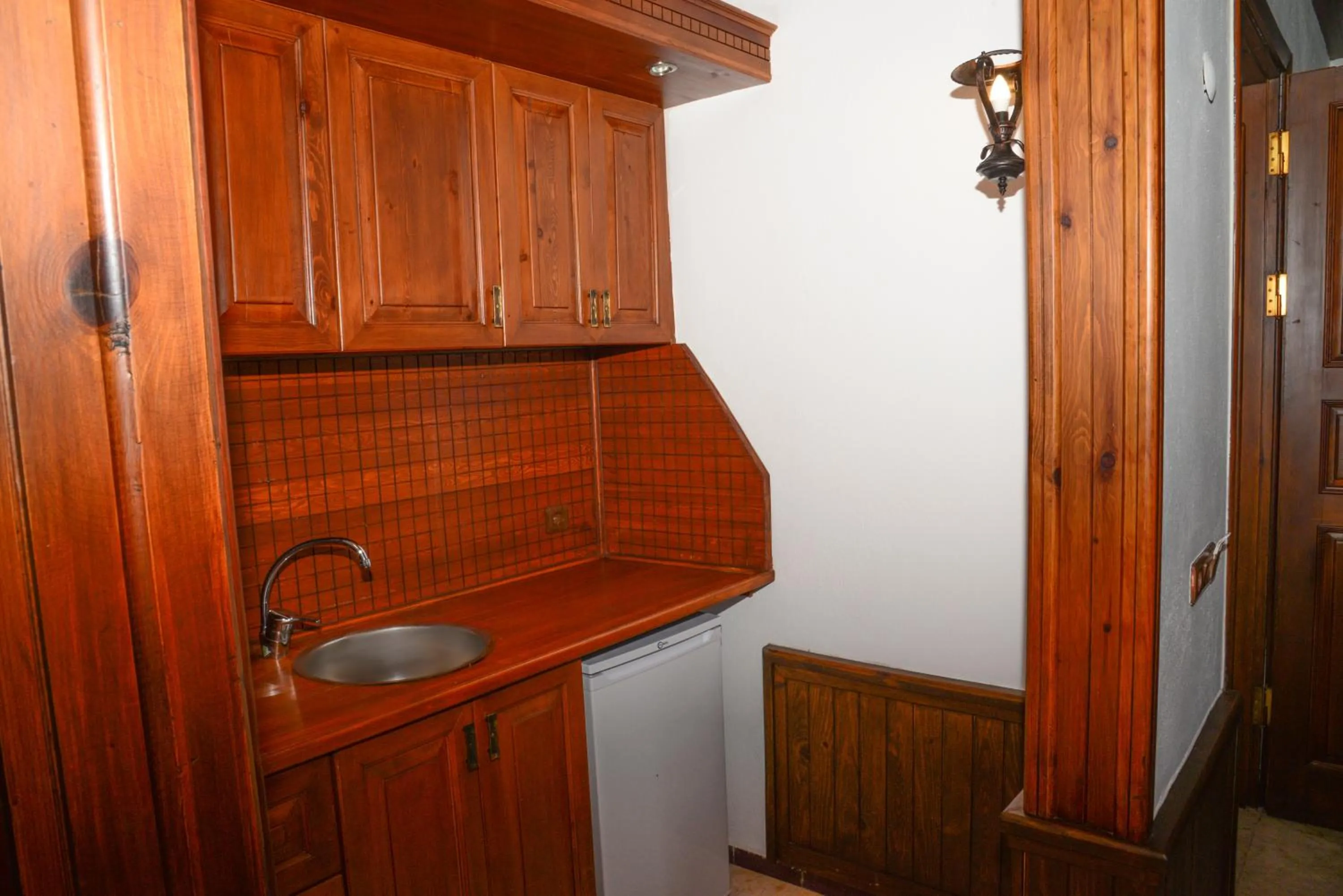 Kitchen or kitchenette in Enso Inn