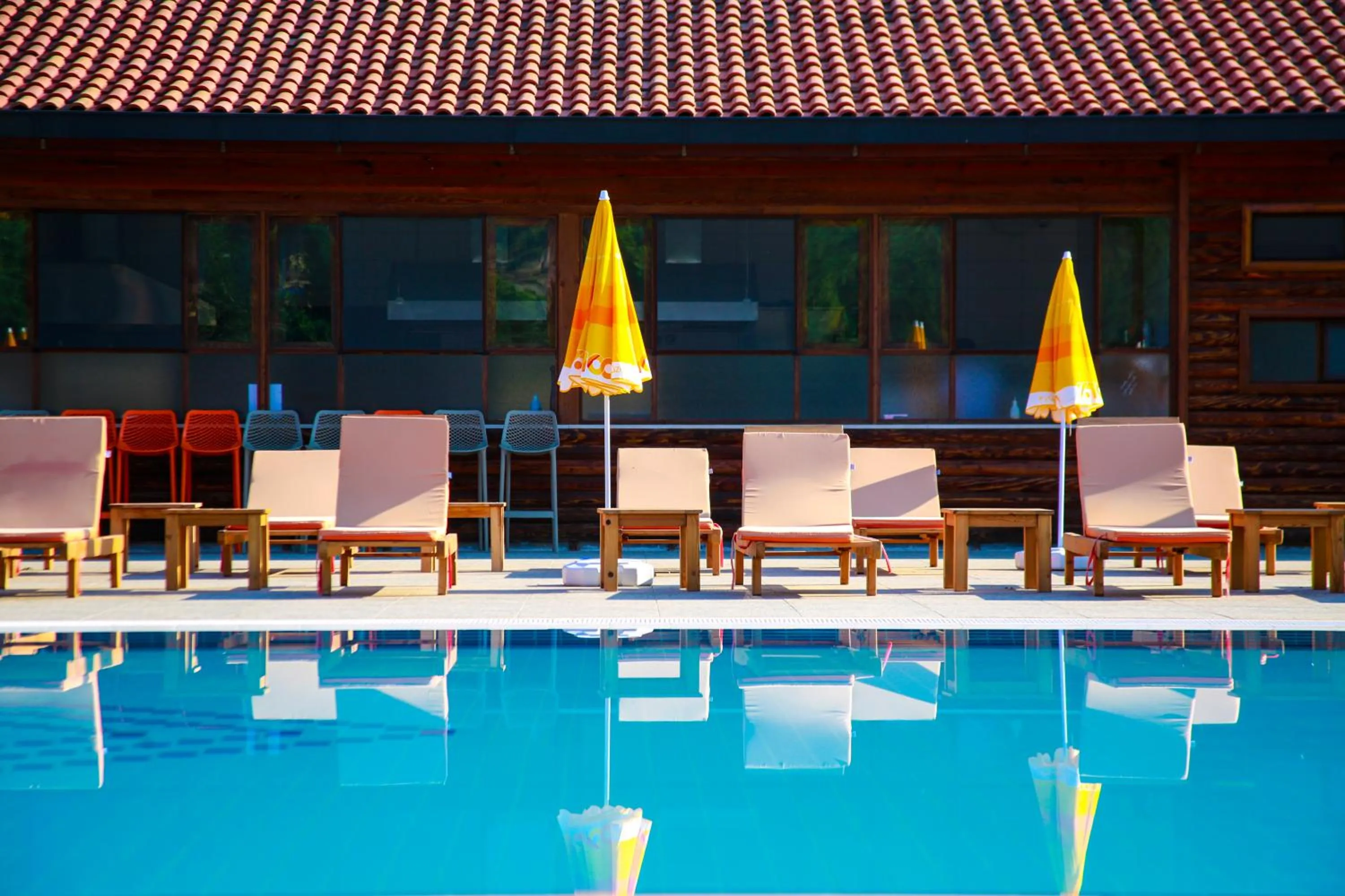 Swimming pool in Enso Inn