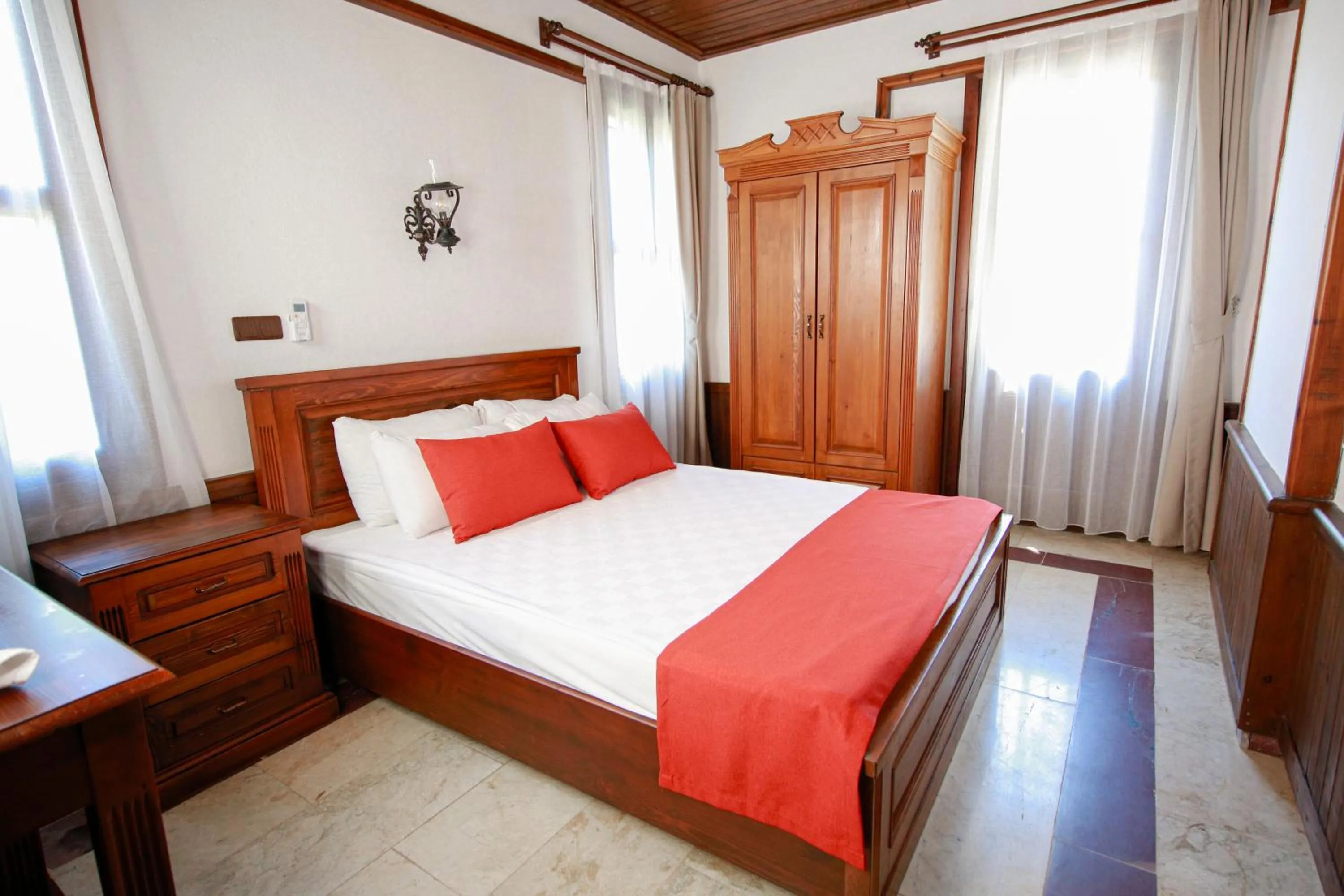 Property building in Enso Inn