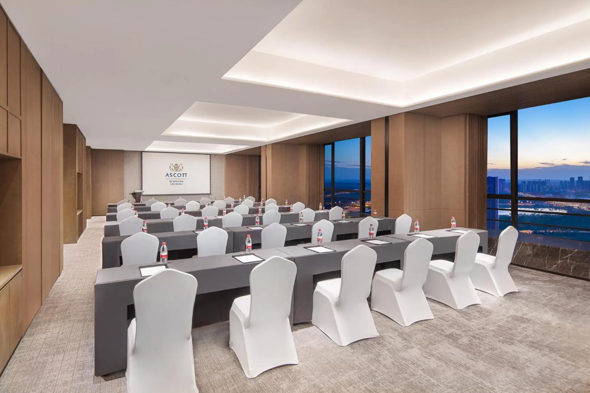 Meeting/conference room in Ascott Qinhuang Chengdu