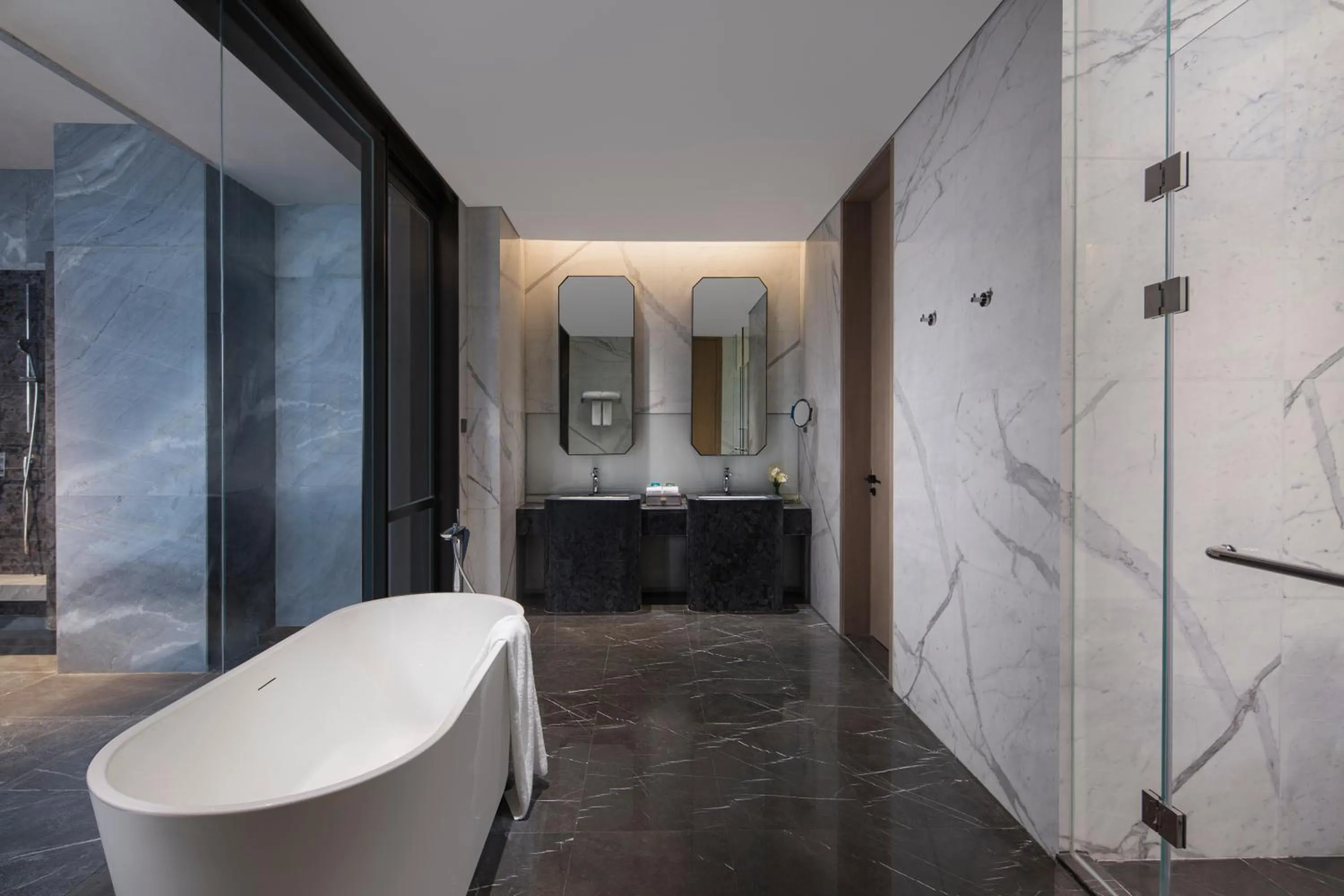 Hot Tub in Ascott Qinhuang Chengdu