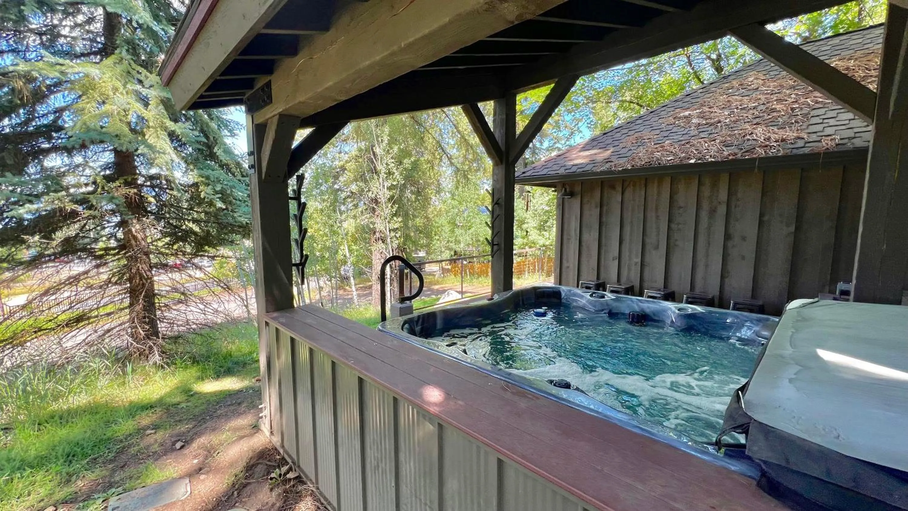 Mackinaw Manor by Casago McCall - Donerightmanagement