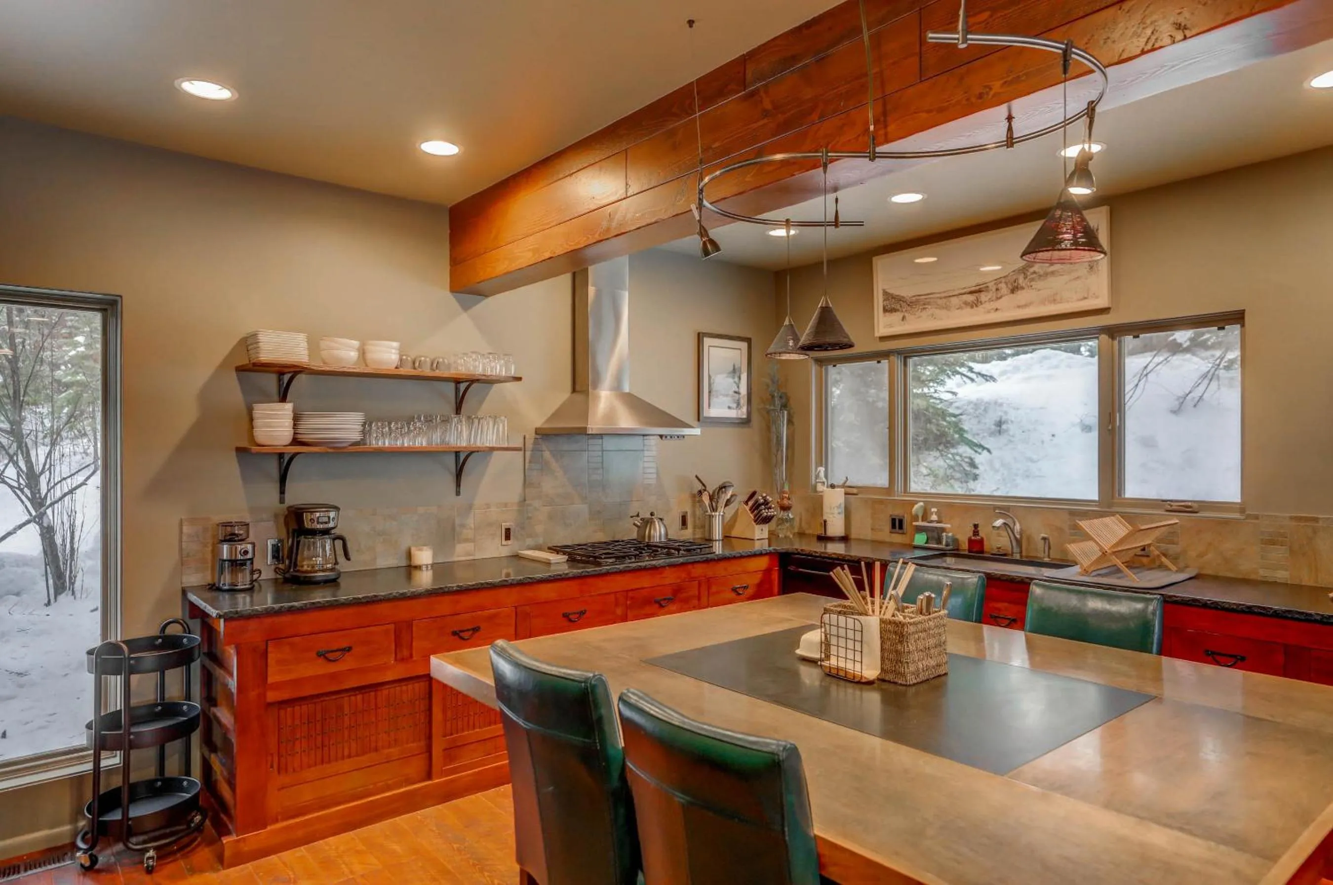 Mackinaw Manor by Casago McCall - Donerightmanagement