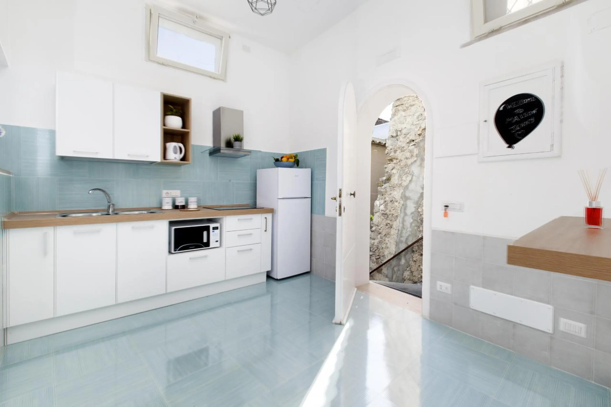 Kitchen or kitchenette in Estate4home - Maison Jenny