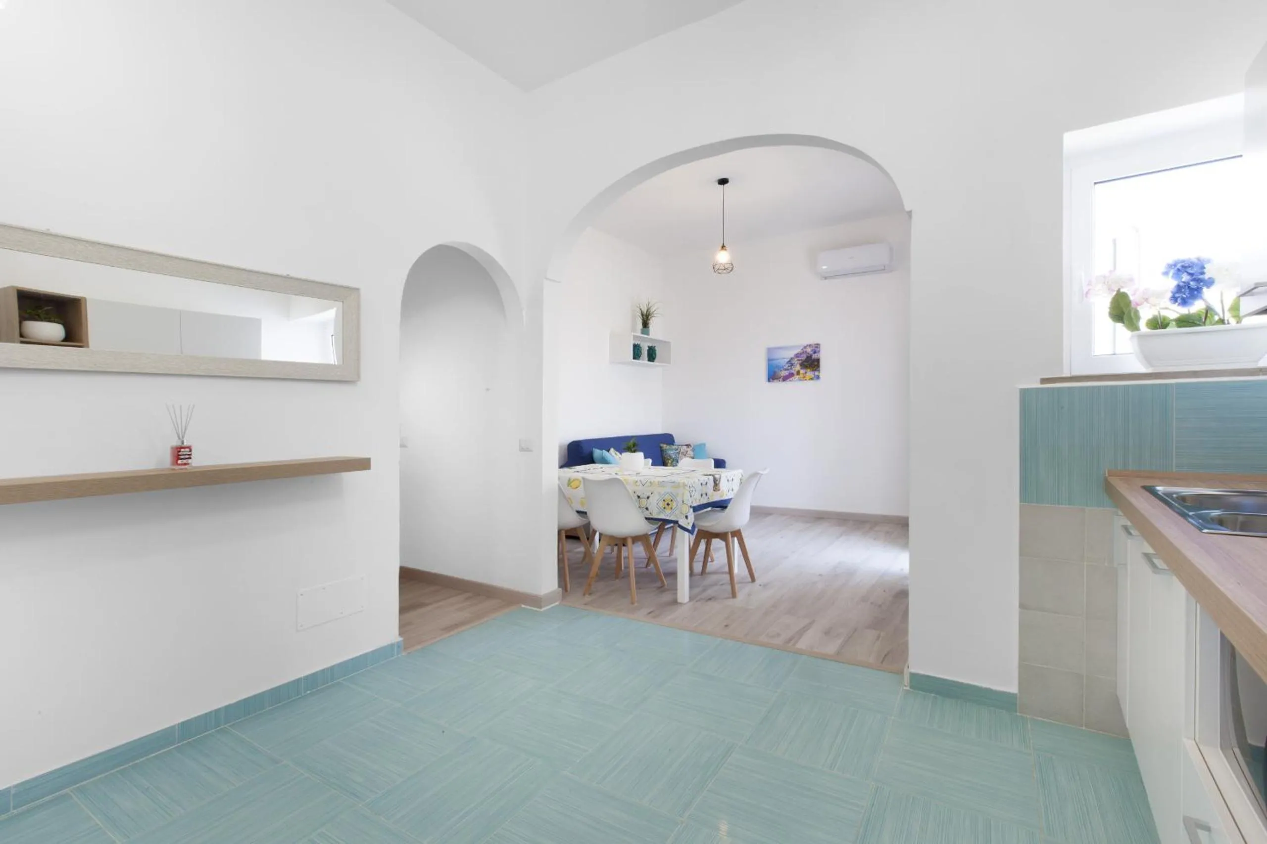Kitchen or kitchenette in Estate4home - Maison Jenny