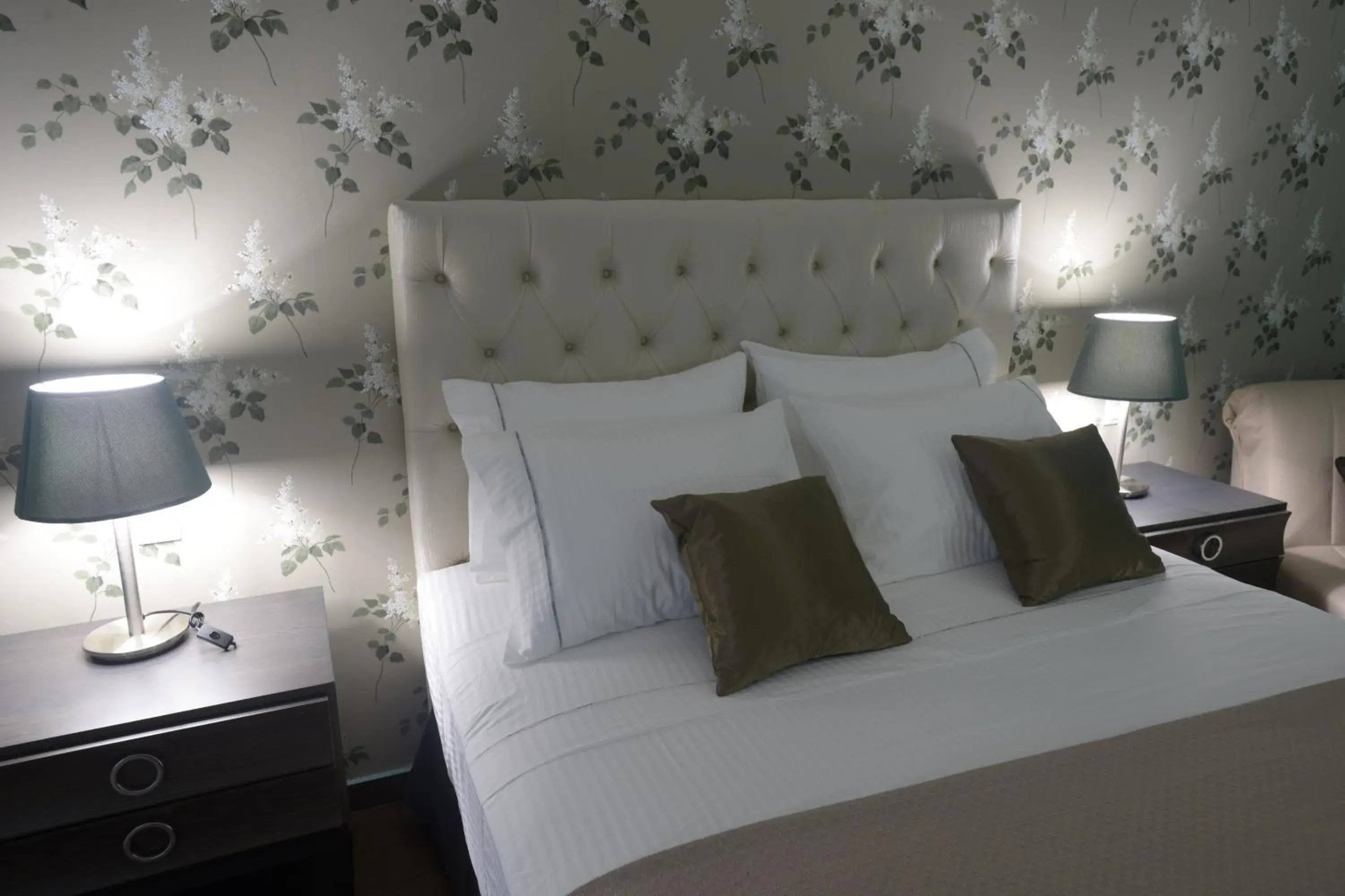 Double or Twin Room in Theasis Hotel Paramythia Double or Twin Room in Theasis Hotel Paramythia