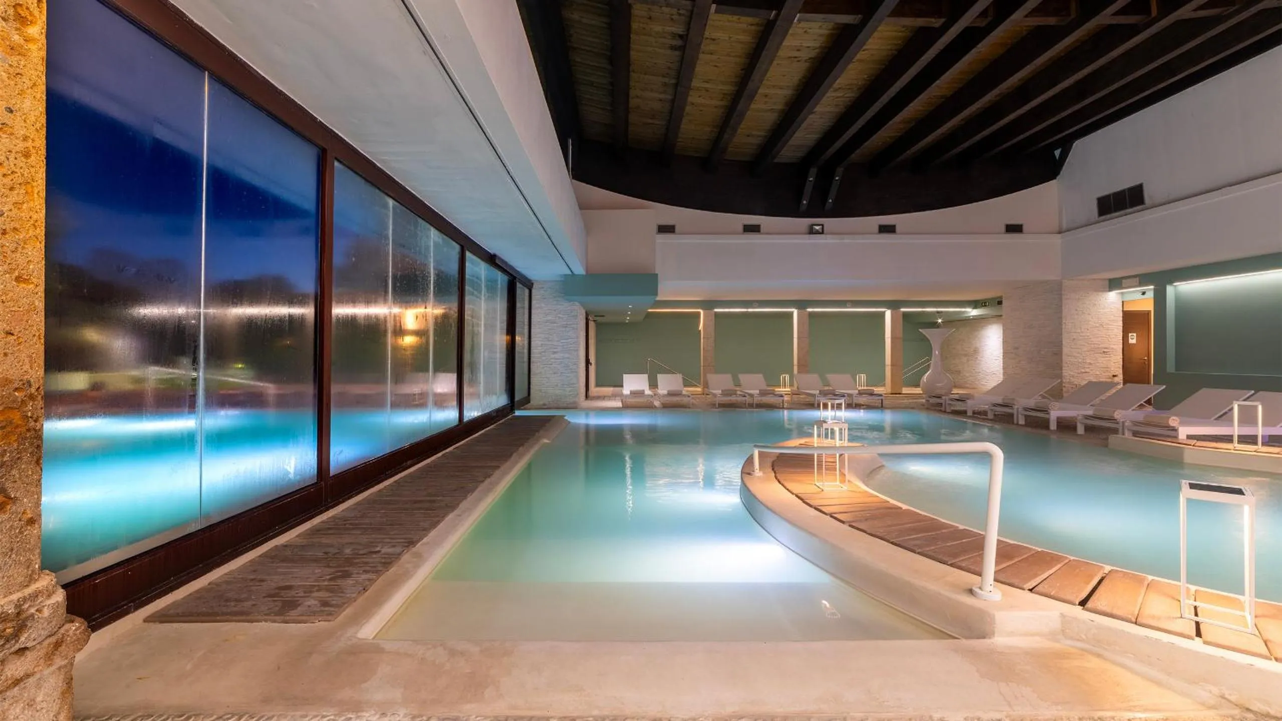 Hot Spring Bath in Hotel Salus Terme - Adults Only