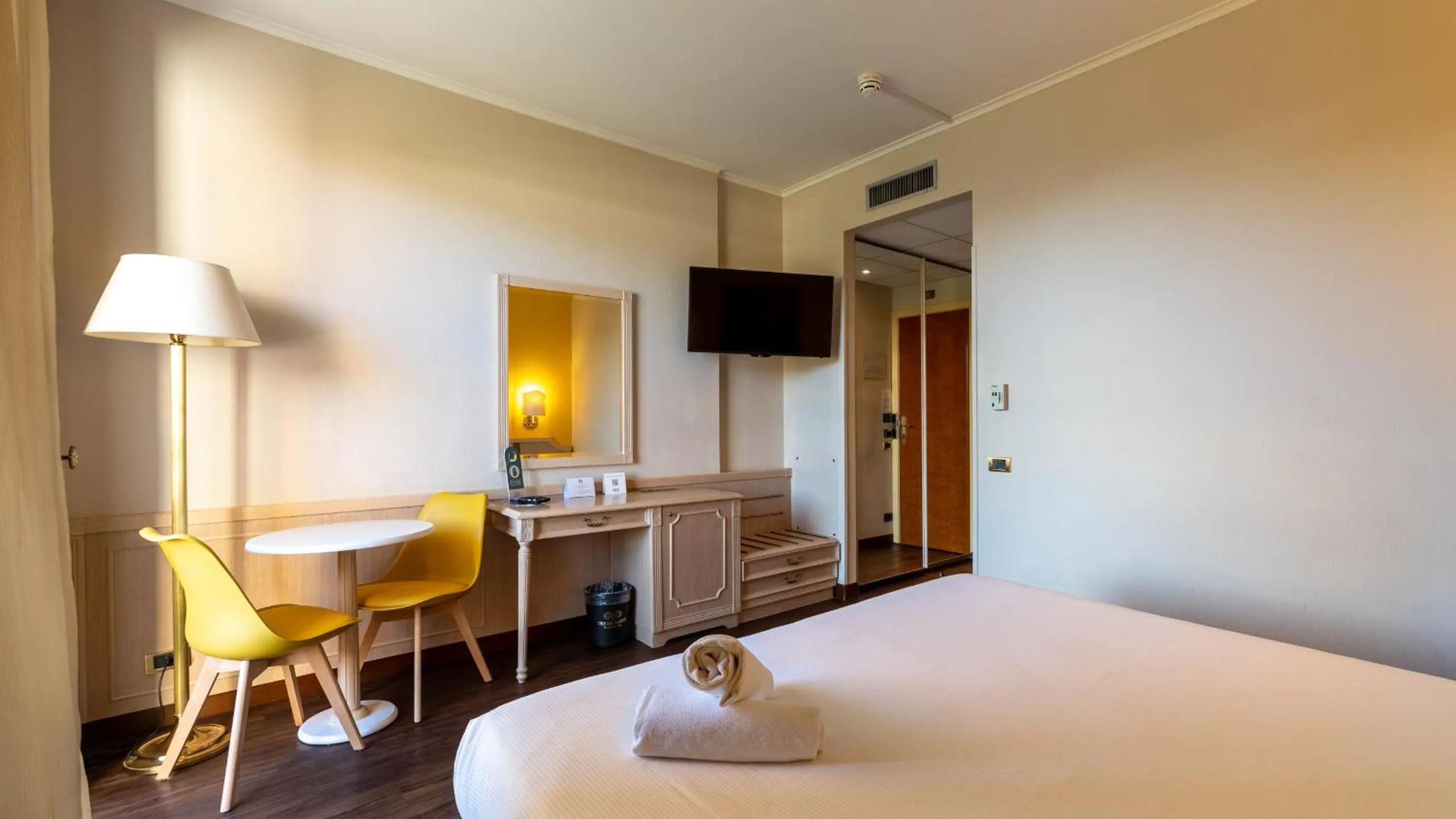 TV and multimedia, Bed in Hotel Salus Terme - Adults Only