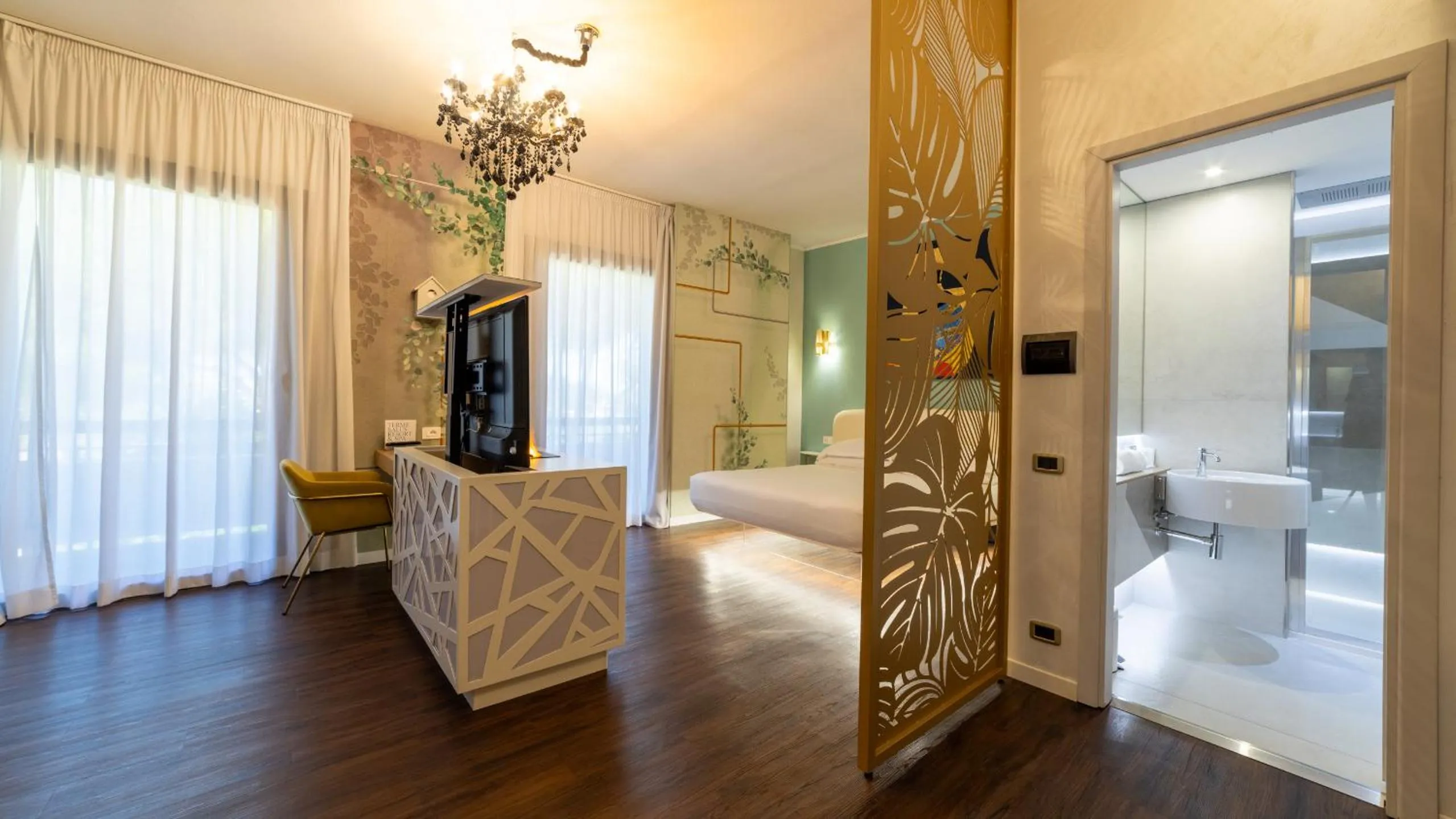 Bathroom, Bed in Hotel Salus Terme - Adults Only