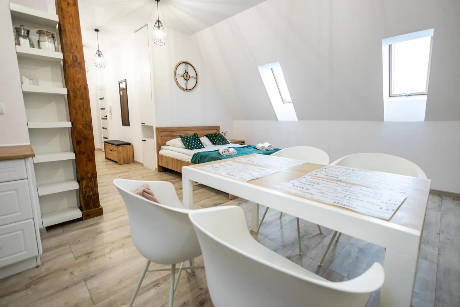 Bed in Apartament Uleczka by Rentoom