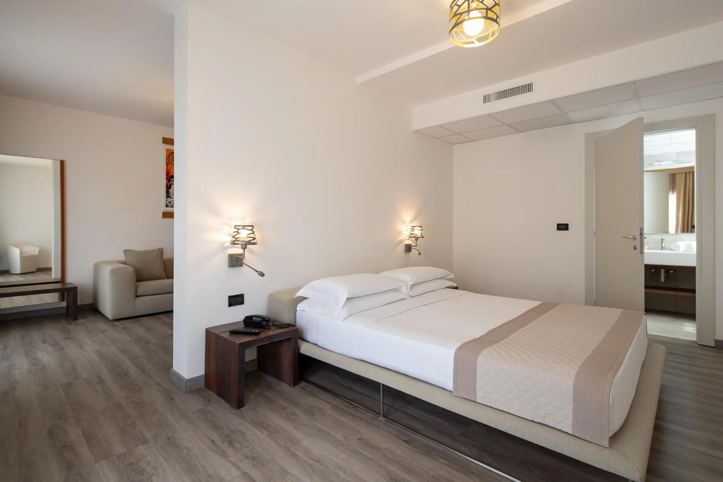 Bed in Fantinello Hotel