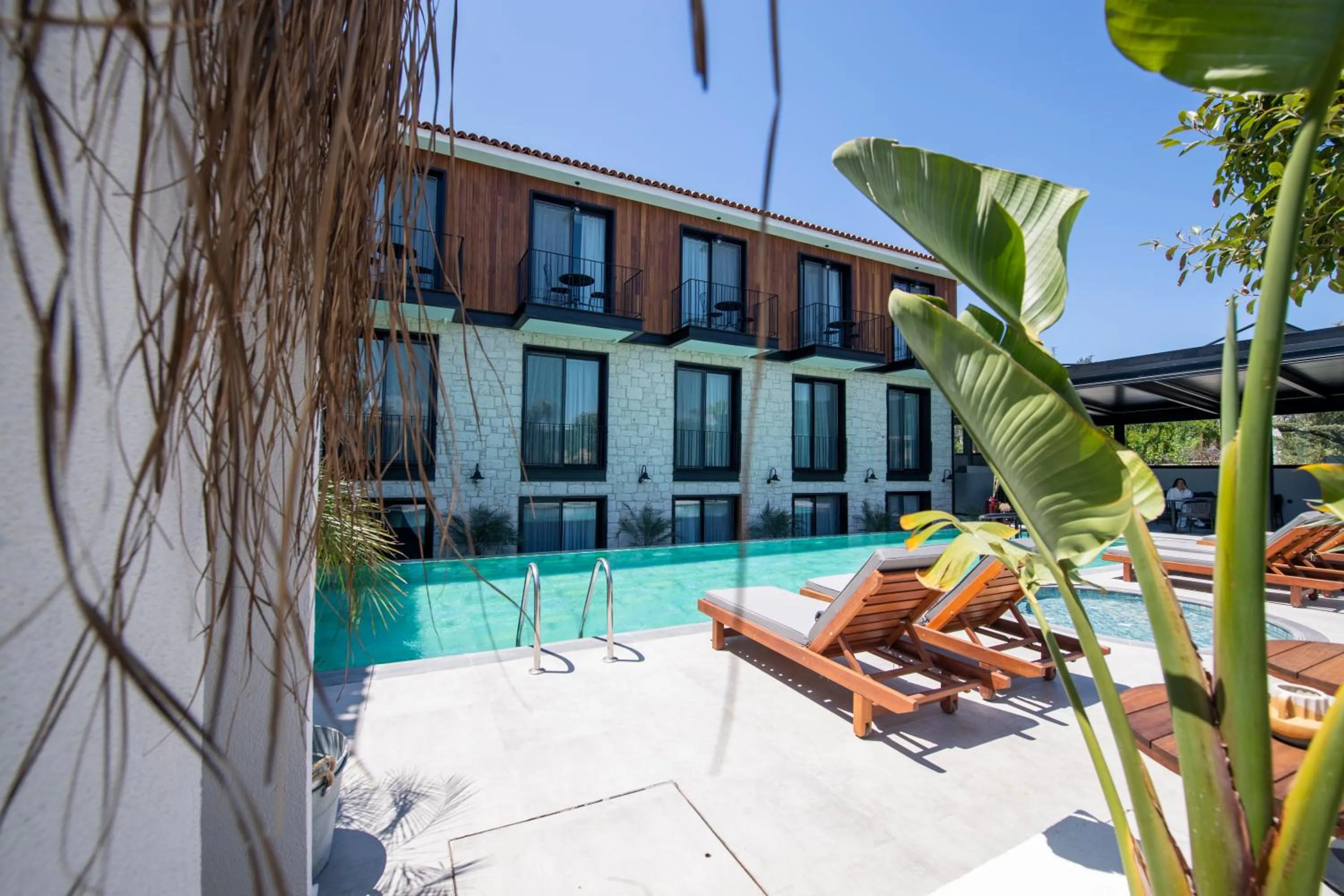 Swimming pool in Primus Alacati Adult Only