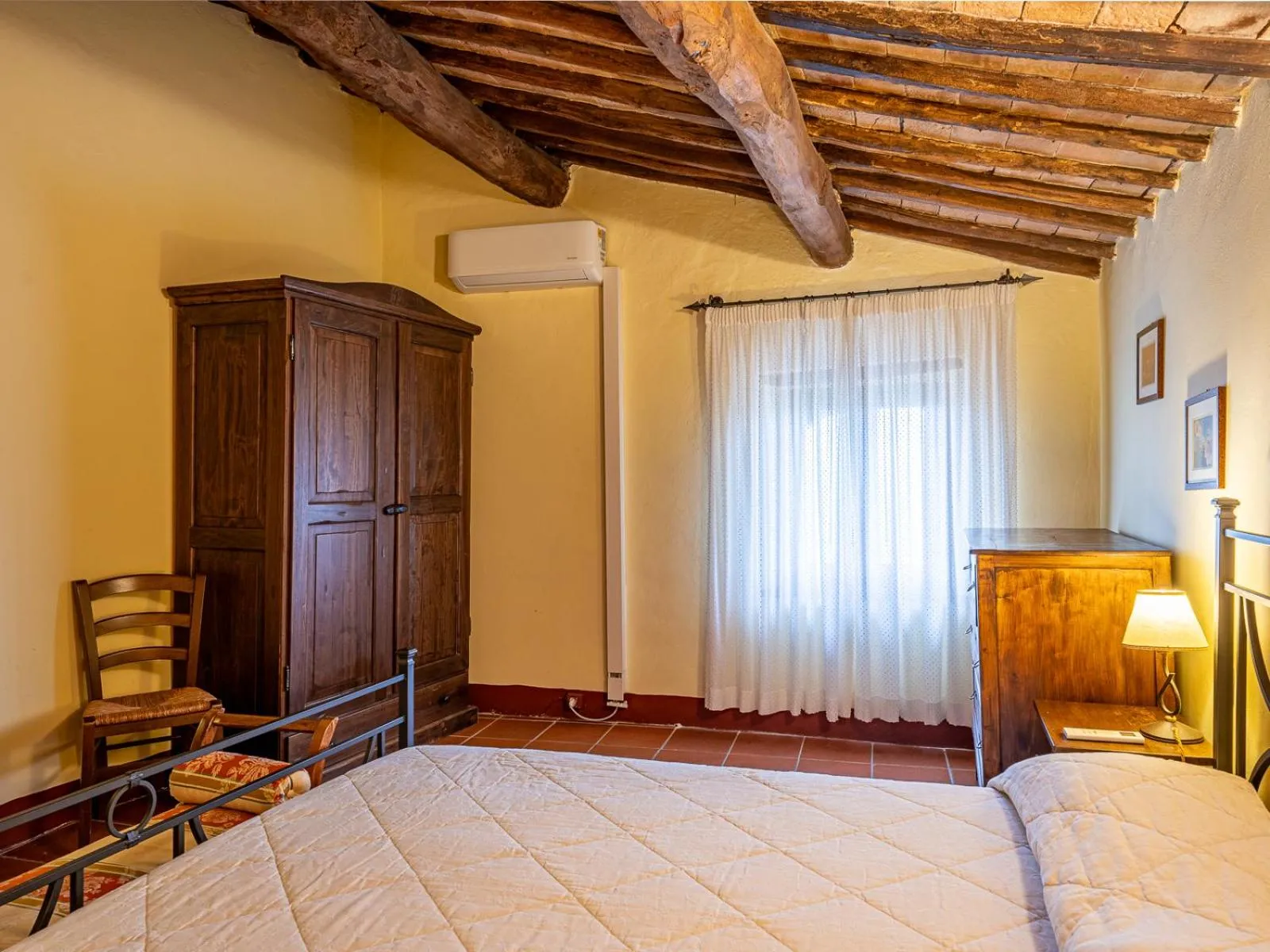 Bed in Antico Borgo Poggiarello
