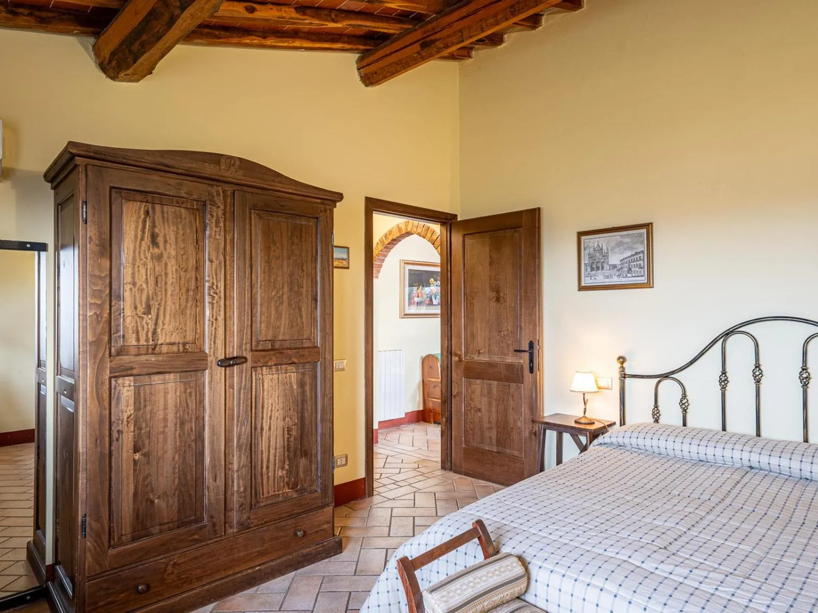 Bed in Antico Borgo Poggiarello
