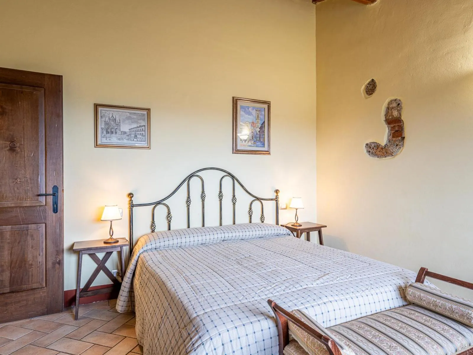 Bed in Antico Borgo Poggiarello