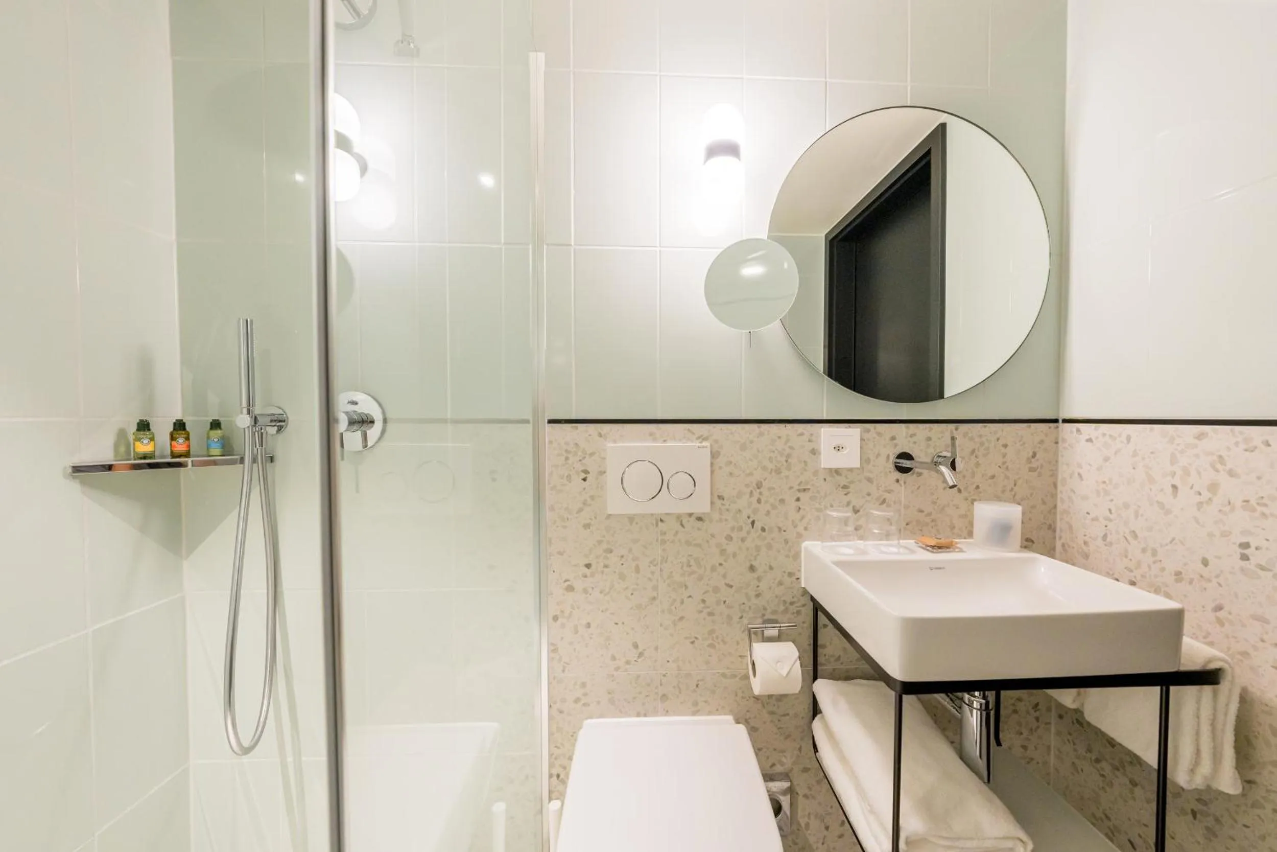 Bathroom in Hotel D Bulle - La Gruyère