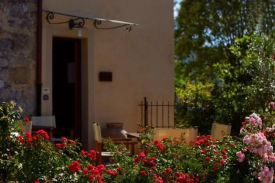 Restaurant/places to eat in Locanda Viani