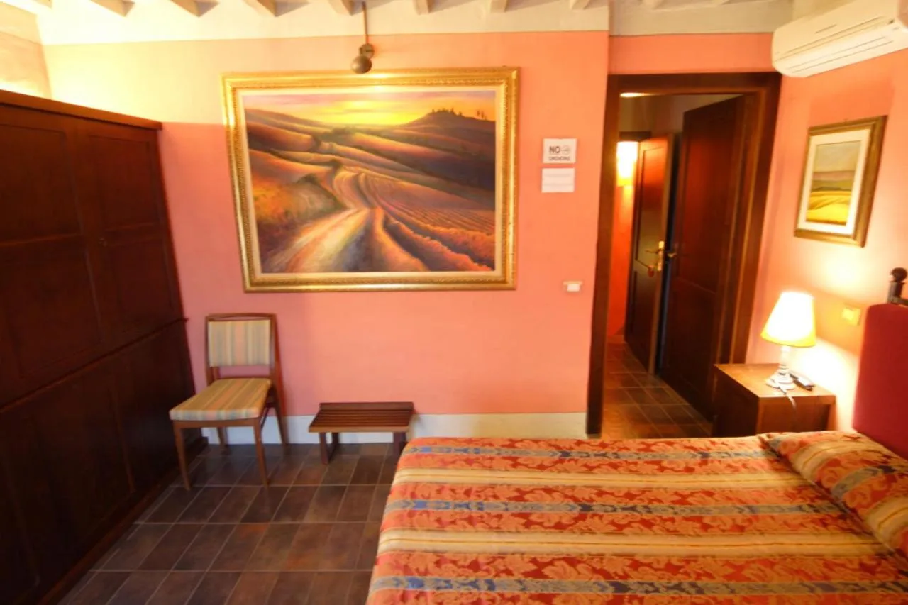 Photo of the whole room, Bed in Locanda Viani