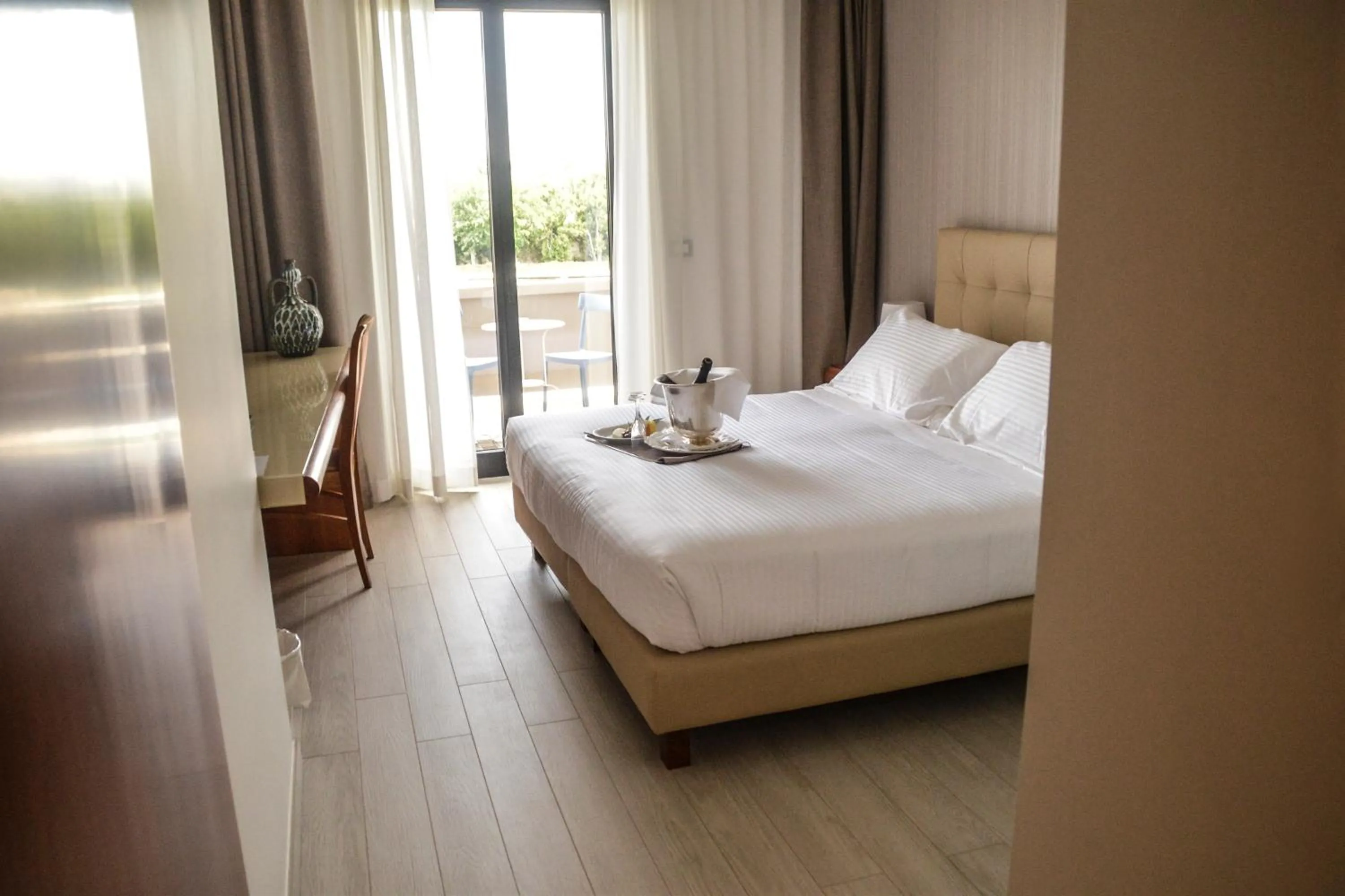 Bedroom, Bed in D'Aragona Lifestyle Hotel
