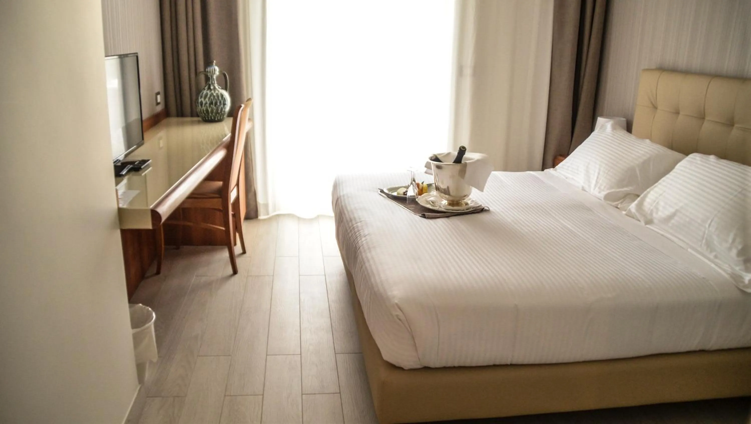 Bedroom, Bed in D'Aragona Lifestyle Hotel