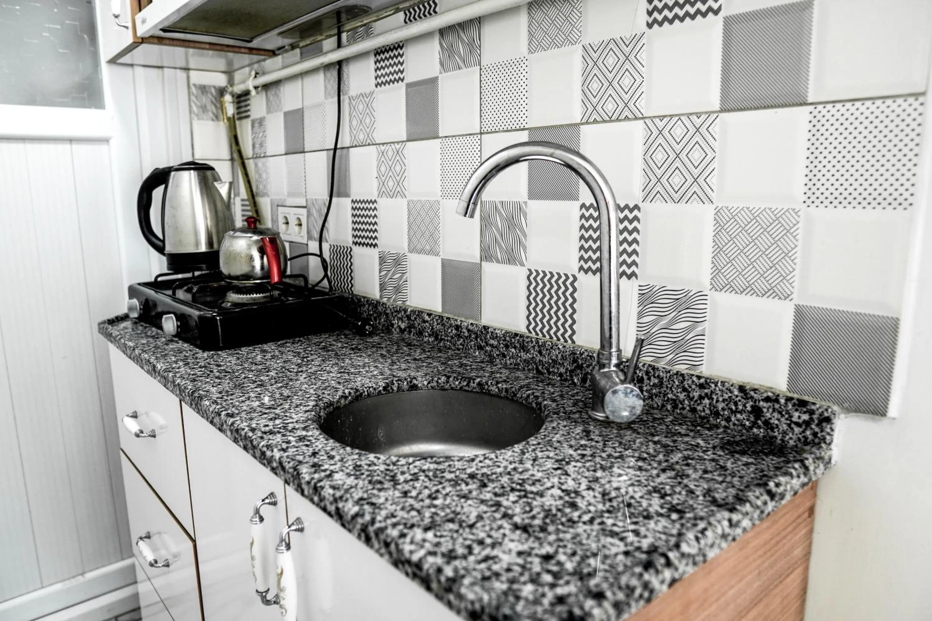 Kitchen or kitchenette in LAOS OTEL