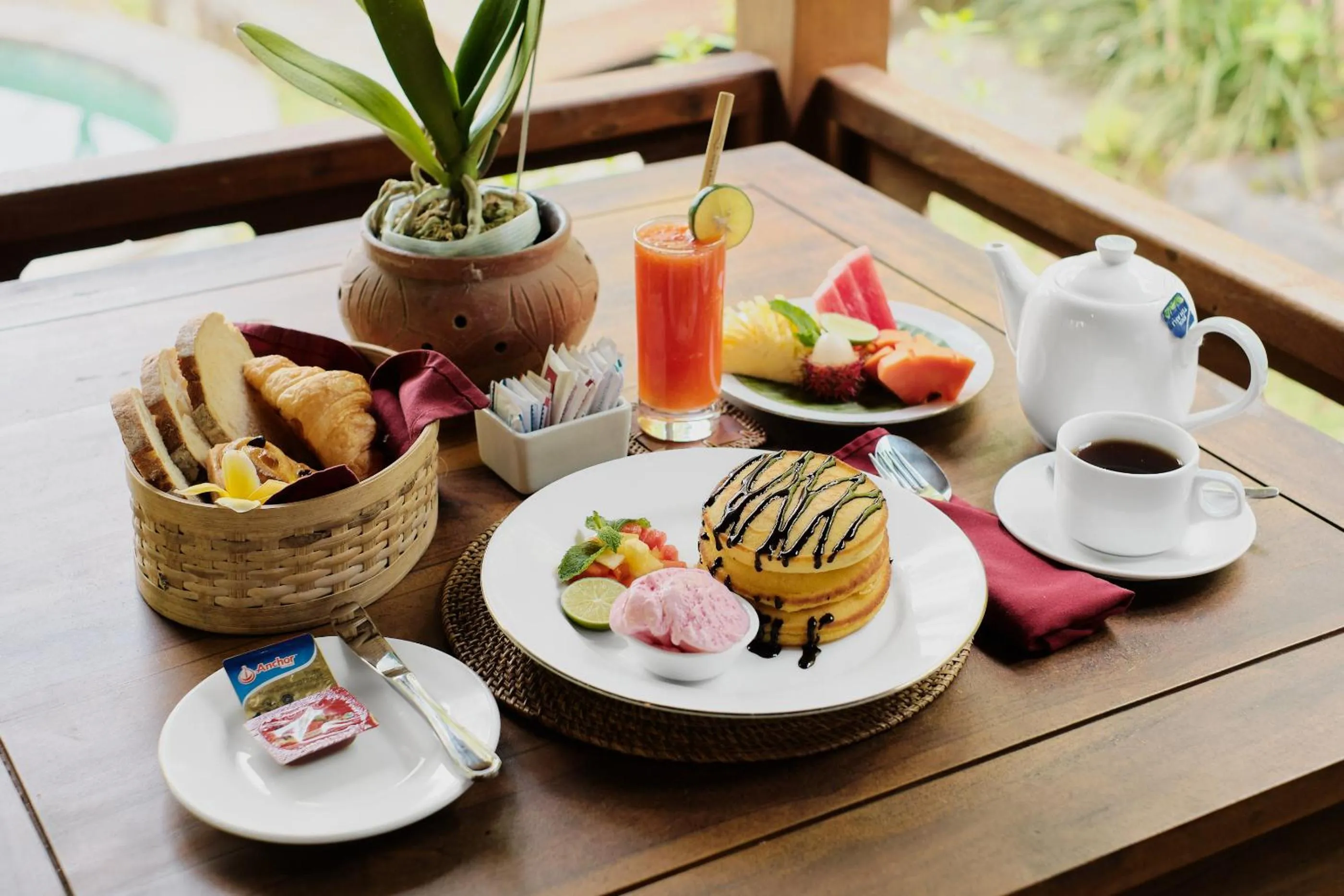 Breakfast in Anandari Ubud Villa