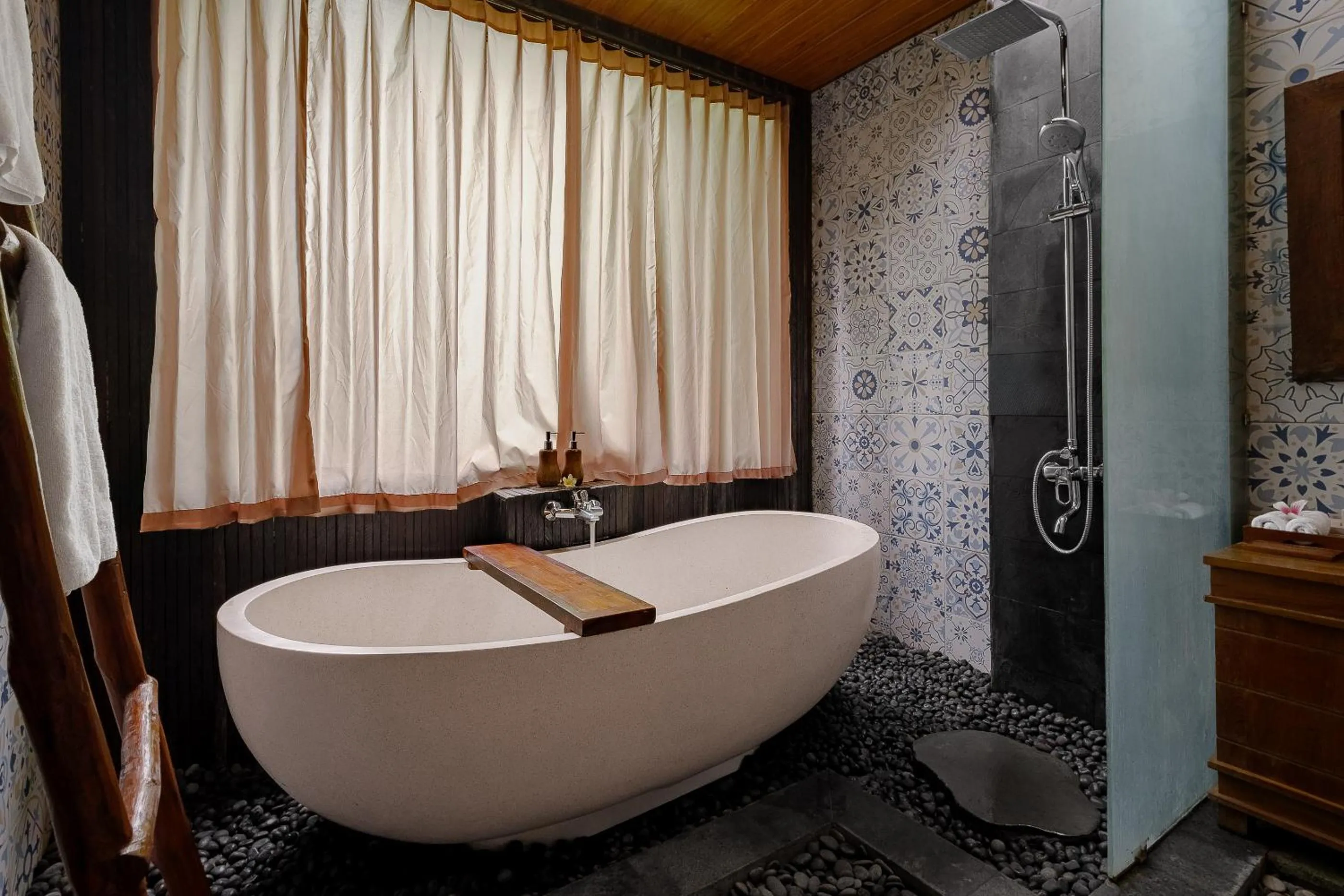 Shower in Anandari Ubud Villa