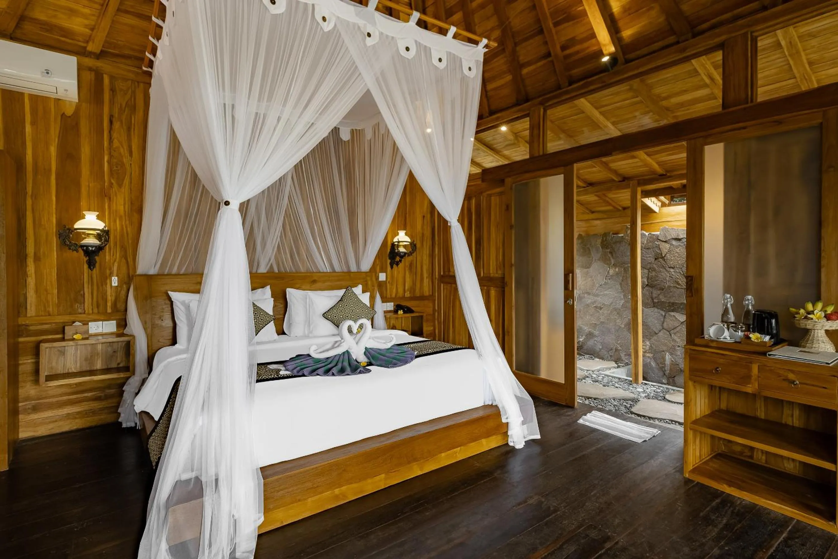 Bed in Anandari Ubud Villa