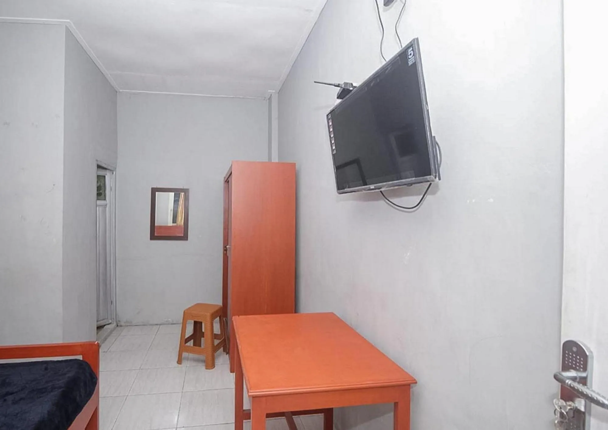 Communal lounge/ TV room in Lidez Residence Bitung