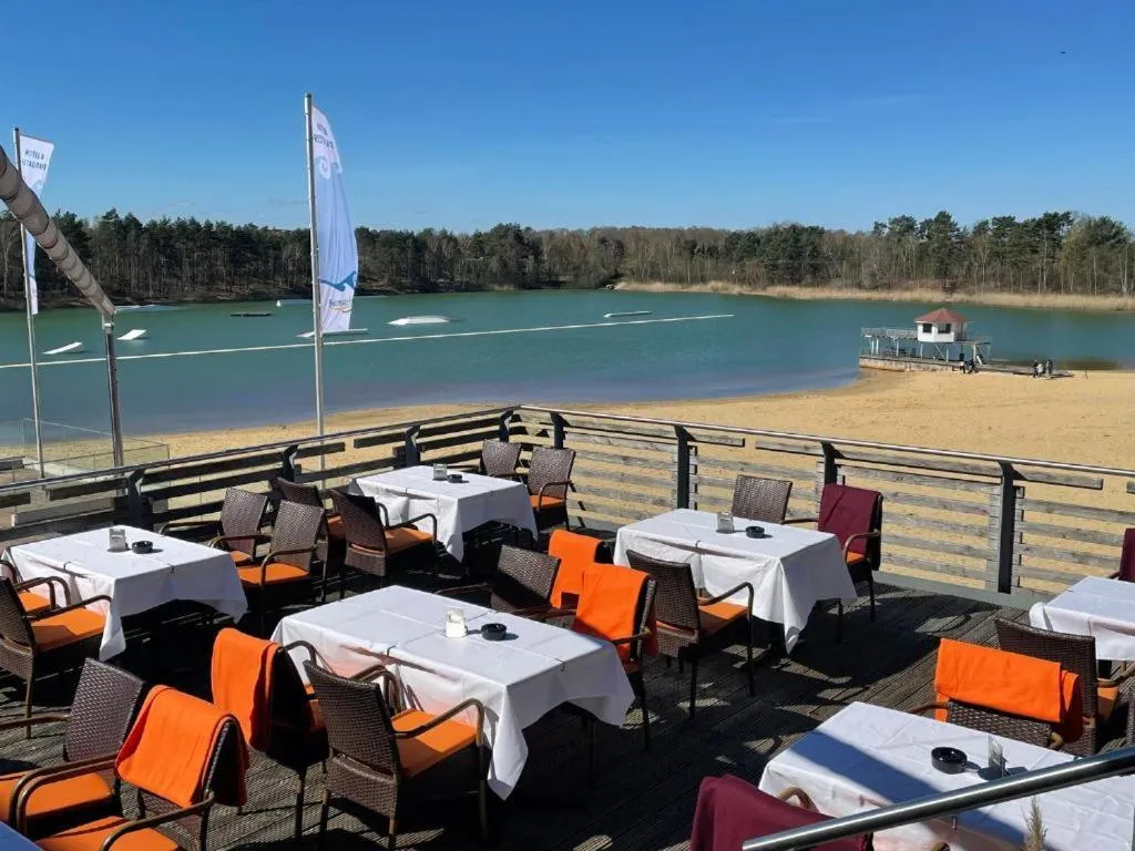 Lake view in Bernsteinsee Hotel&Ferien
