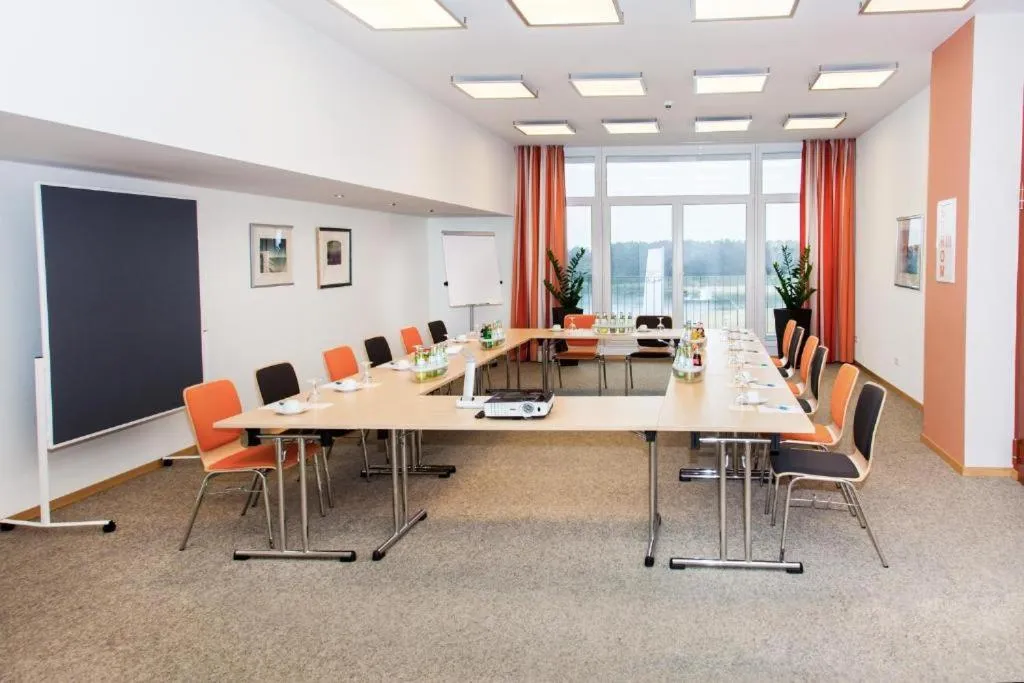 Meeting/conference room in Bernsteinsee Hotel&Ferien