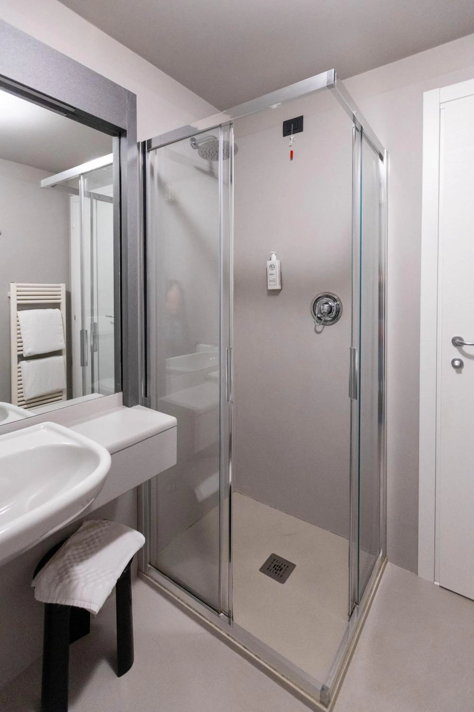 Shower in La Casa del Mulino