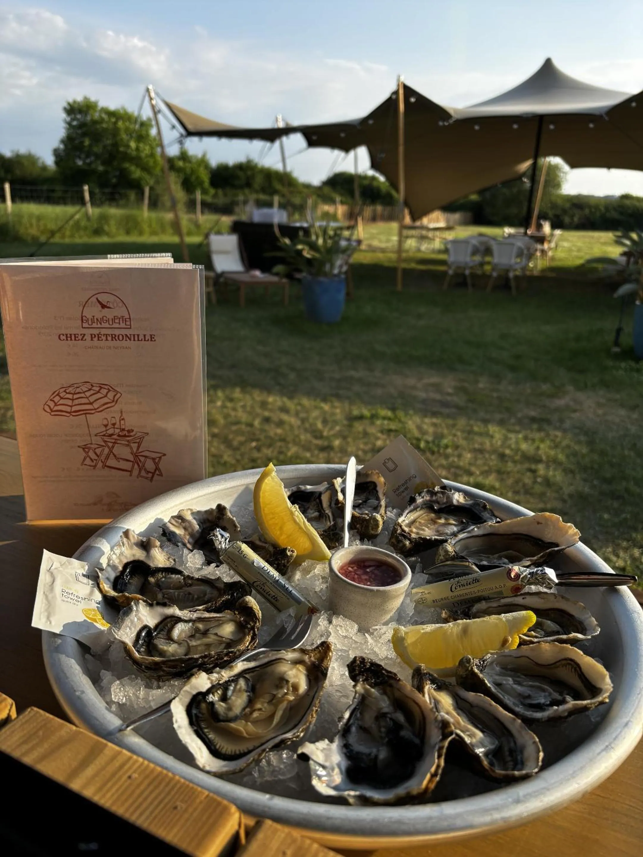 Food and drinks in Château de Neyran chambre d'hôtes & Spa