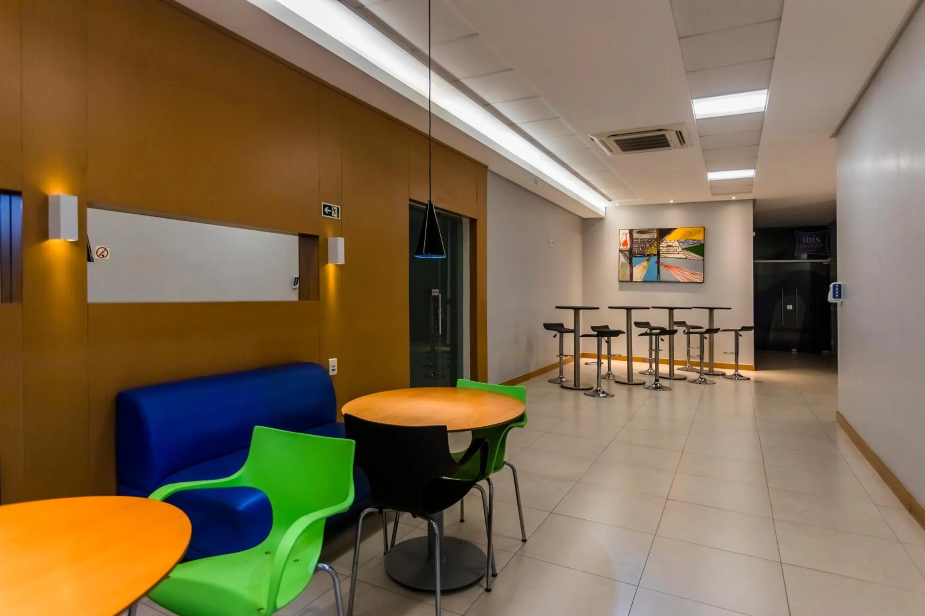 Seating area in ibis Styles Belém do Pará