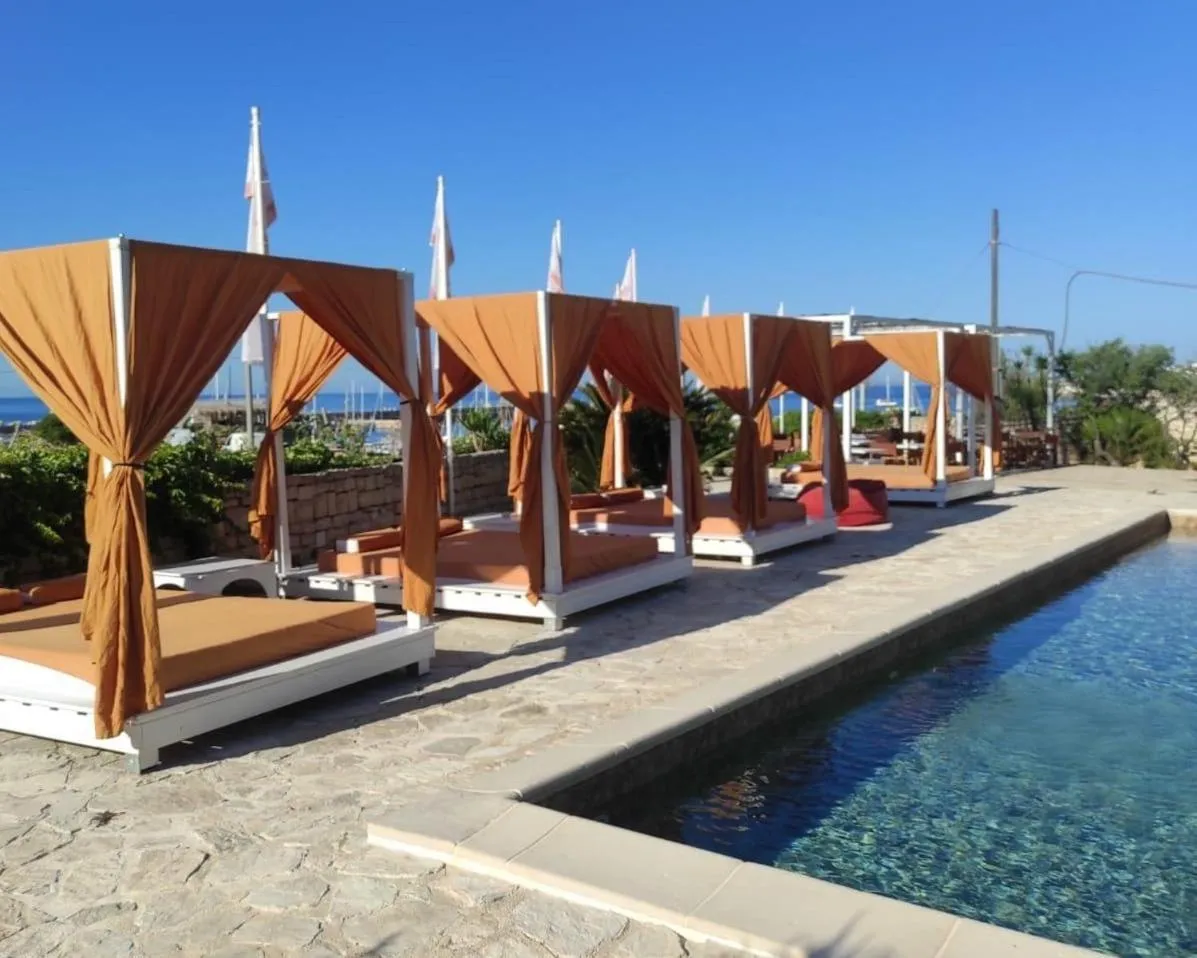 Swimming pool in Approdo Boutique Hotel Leuca
