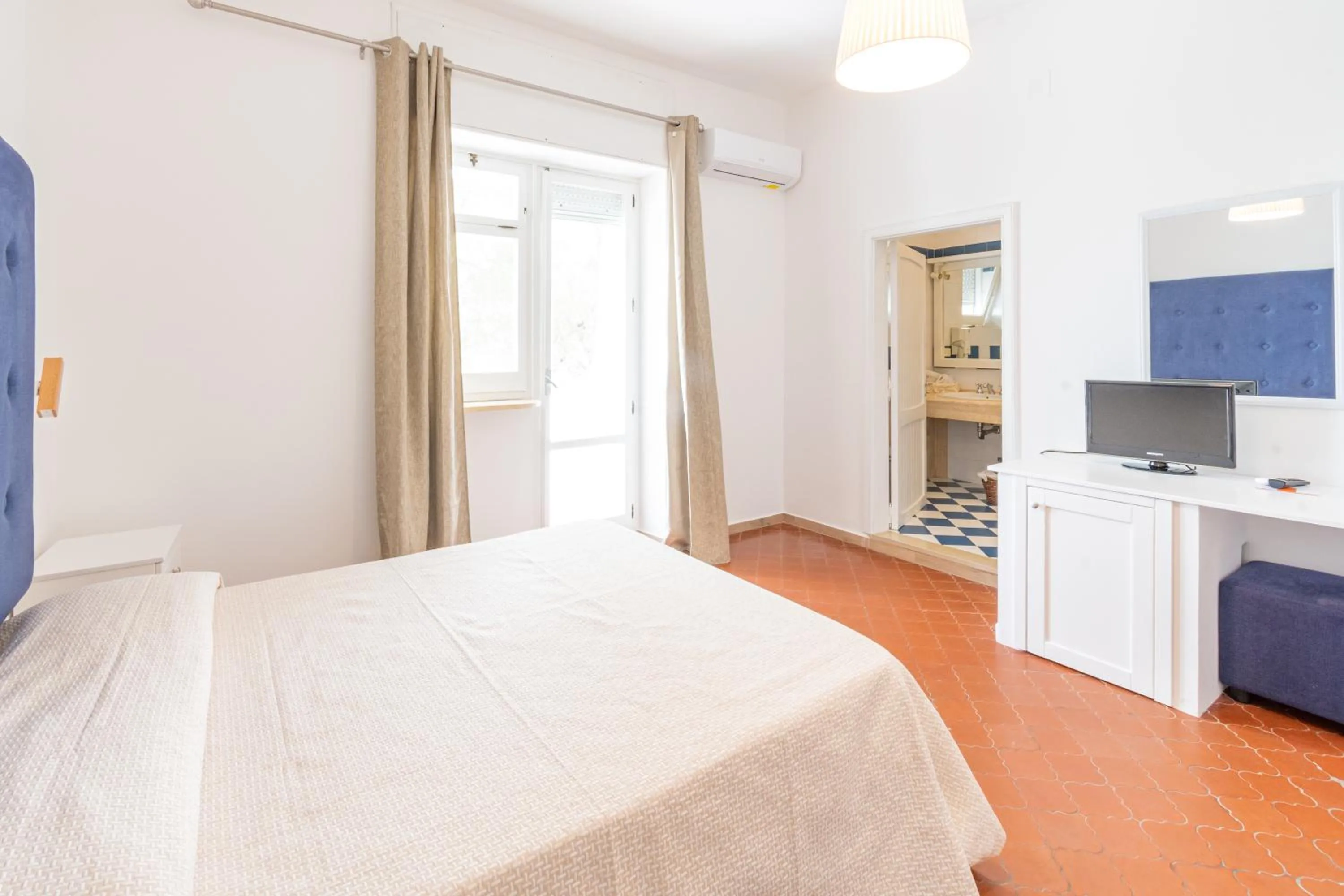 Photo of the whole room, Bed in Approdo Boutique Hotel Leuca