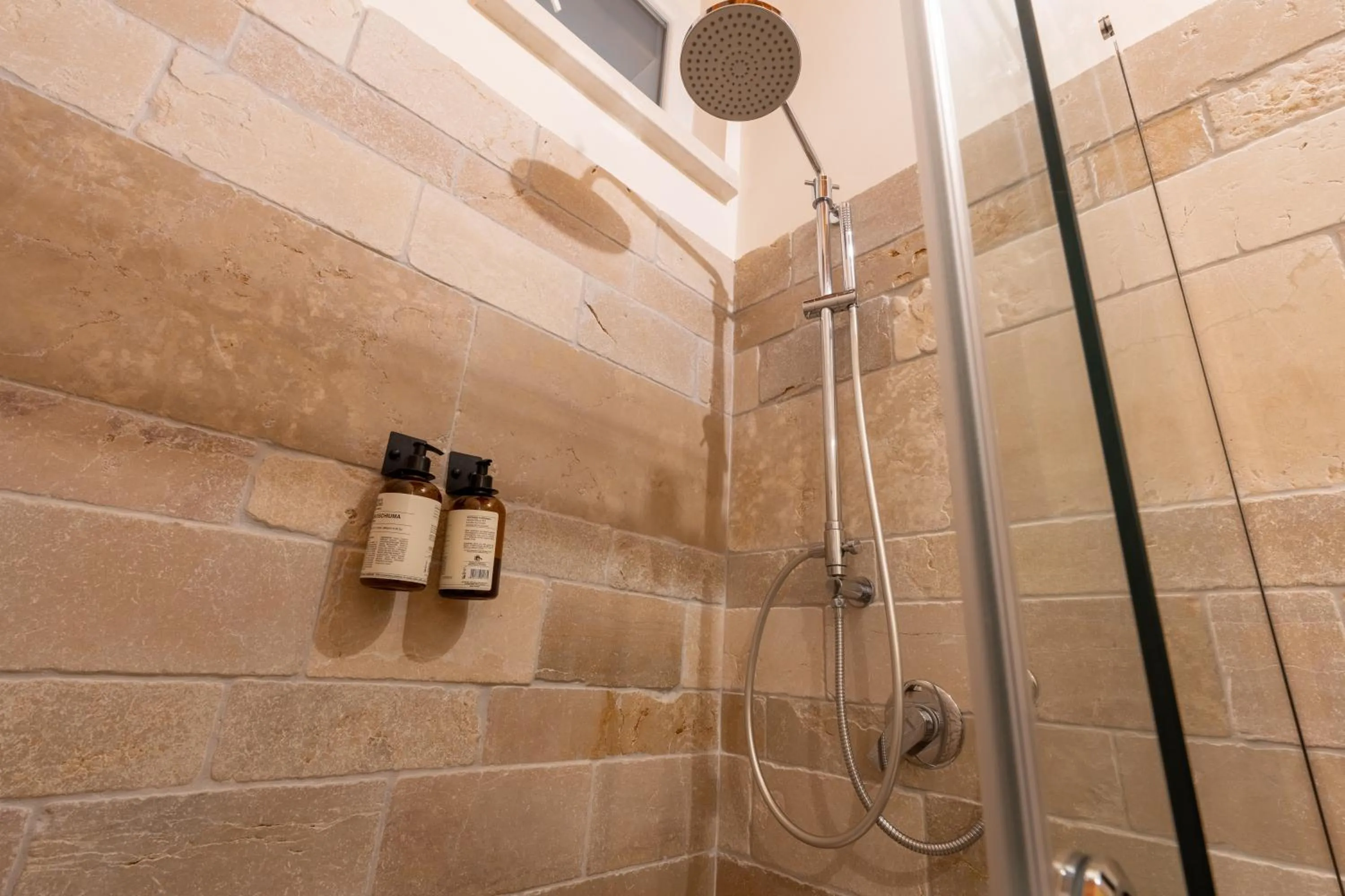 Shower in B&B Palazzo Vittoria