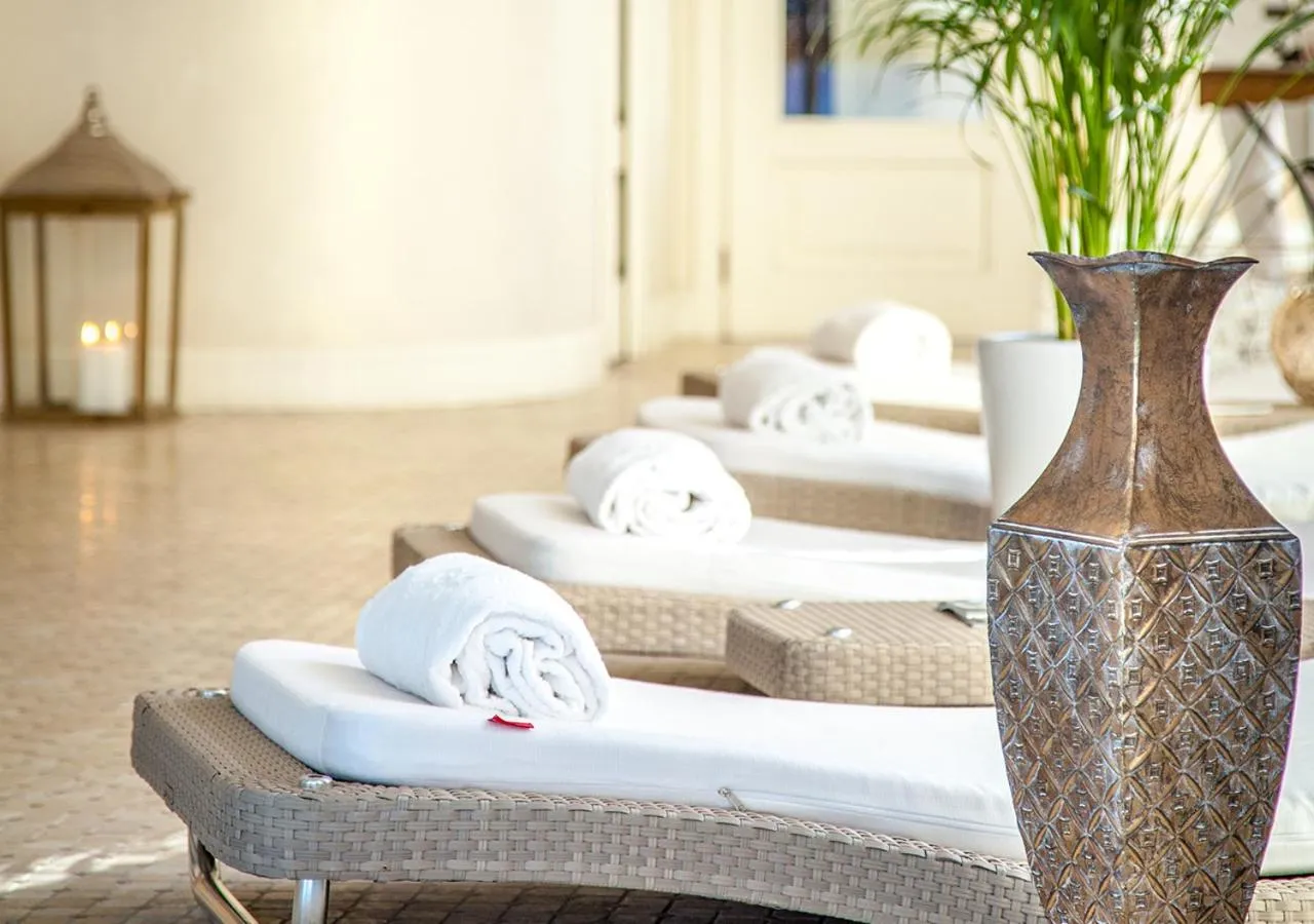 Hot Tub in Grand Hotel Rimini