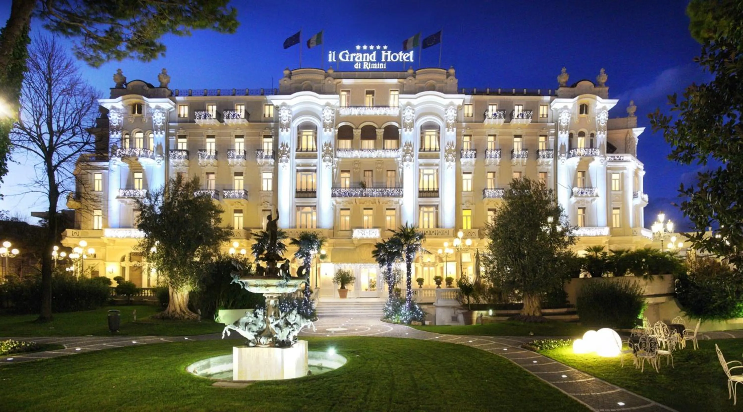 Facade/entrance in Grand Hotel Rimini
