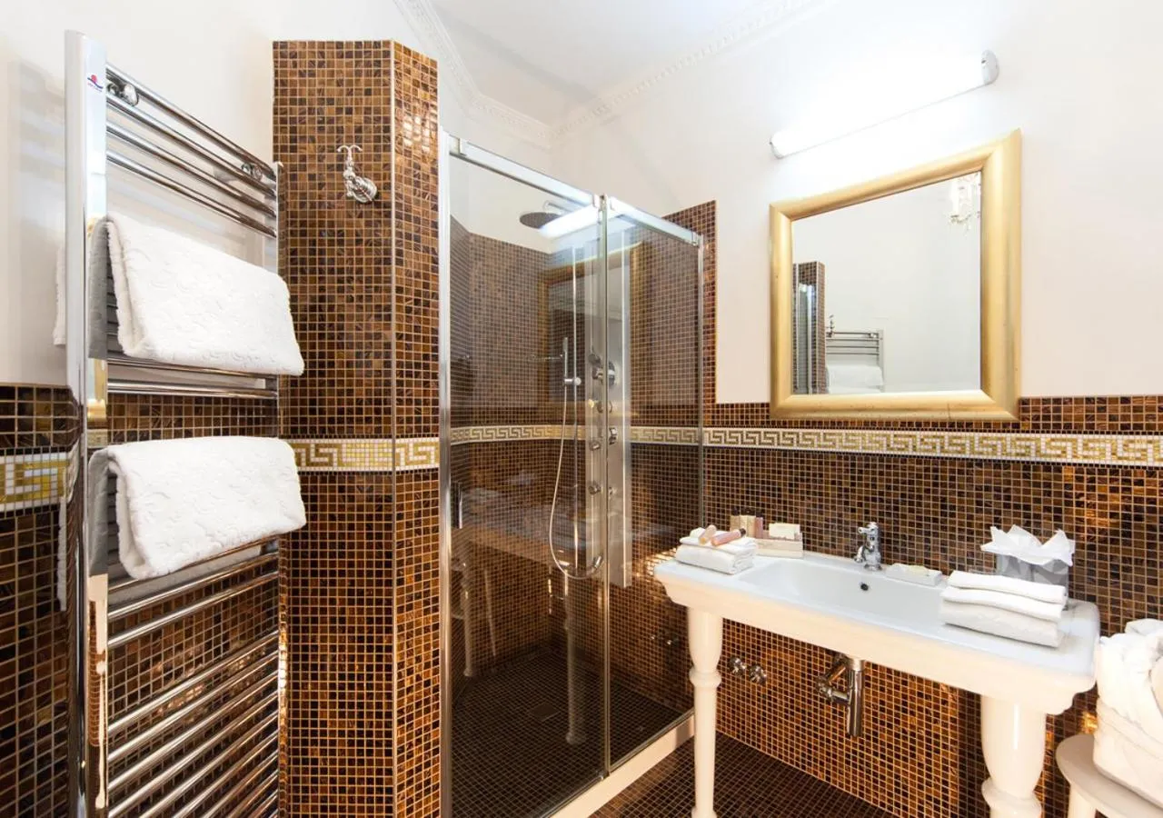 Bathroom in Grand Hotel Rimini