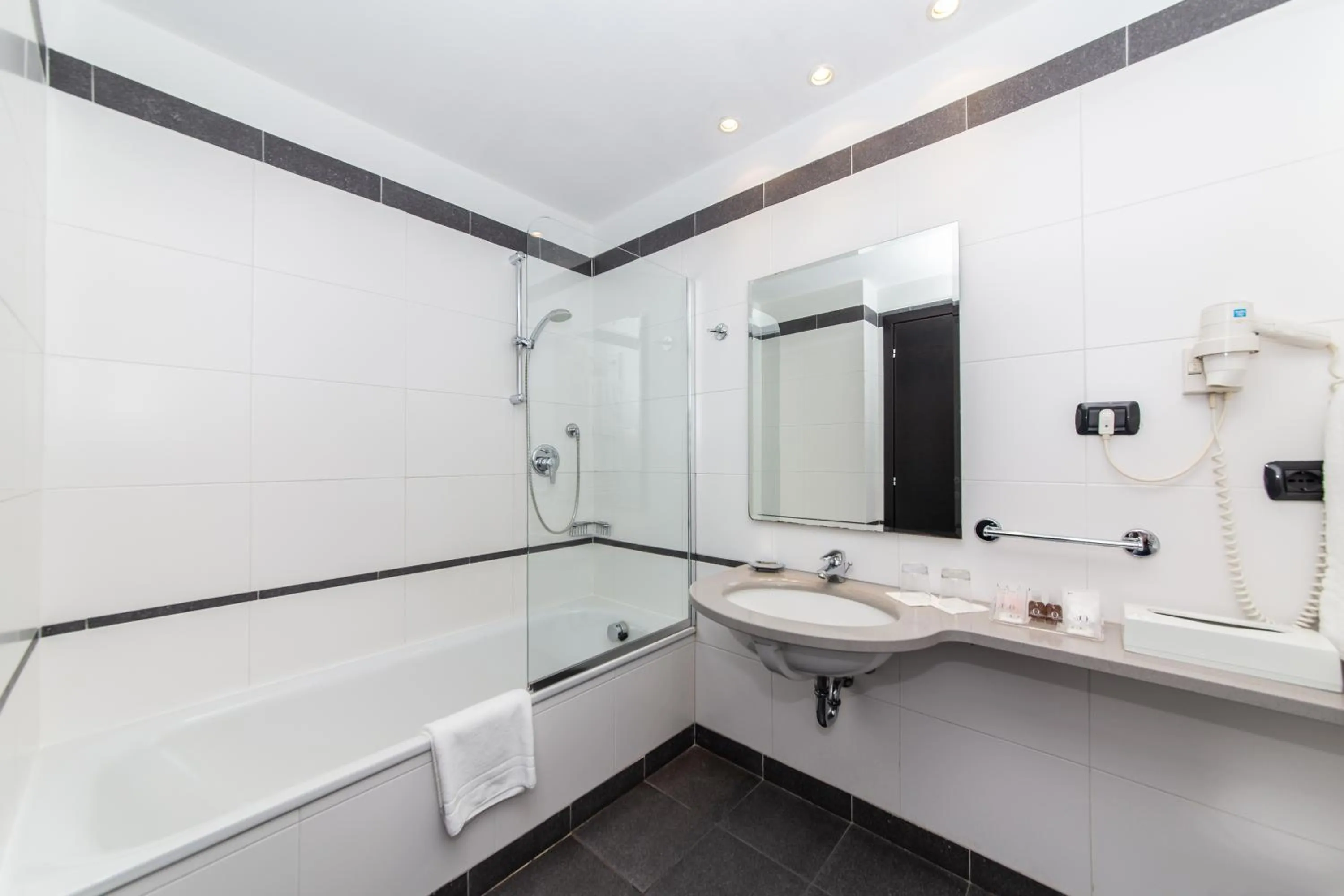 Hot Tub in Art Hotel Olympic