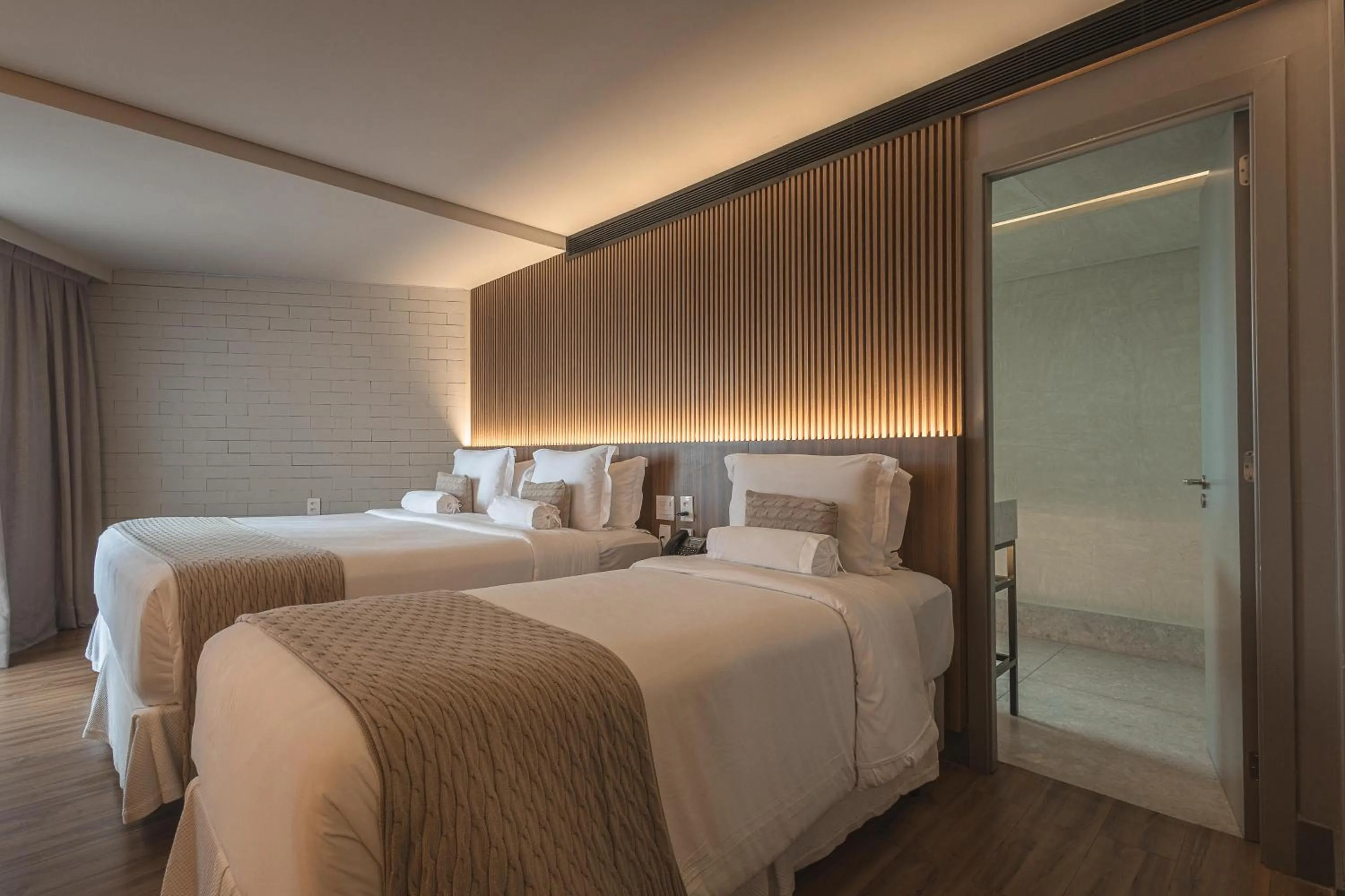 Photo of the whole room, Bed in BA'RA Hotel