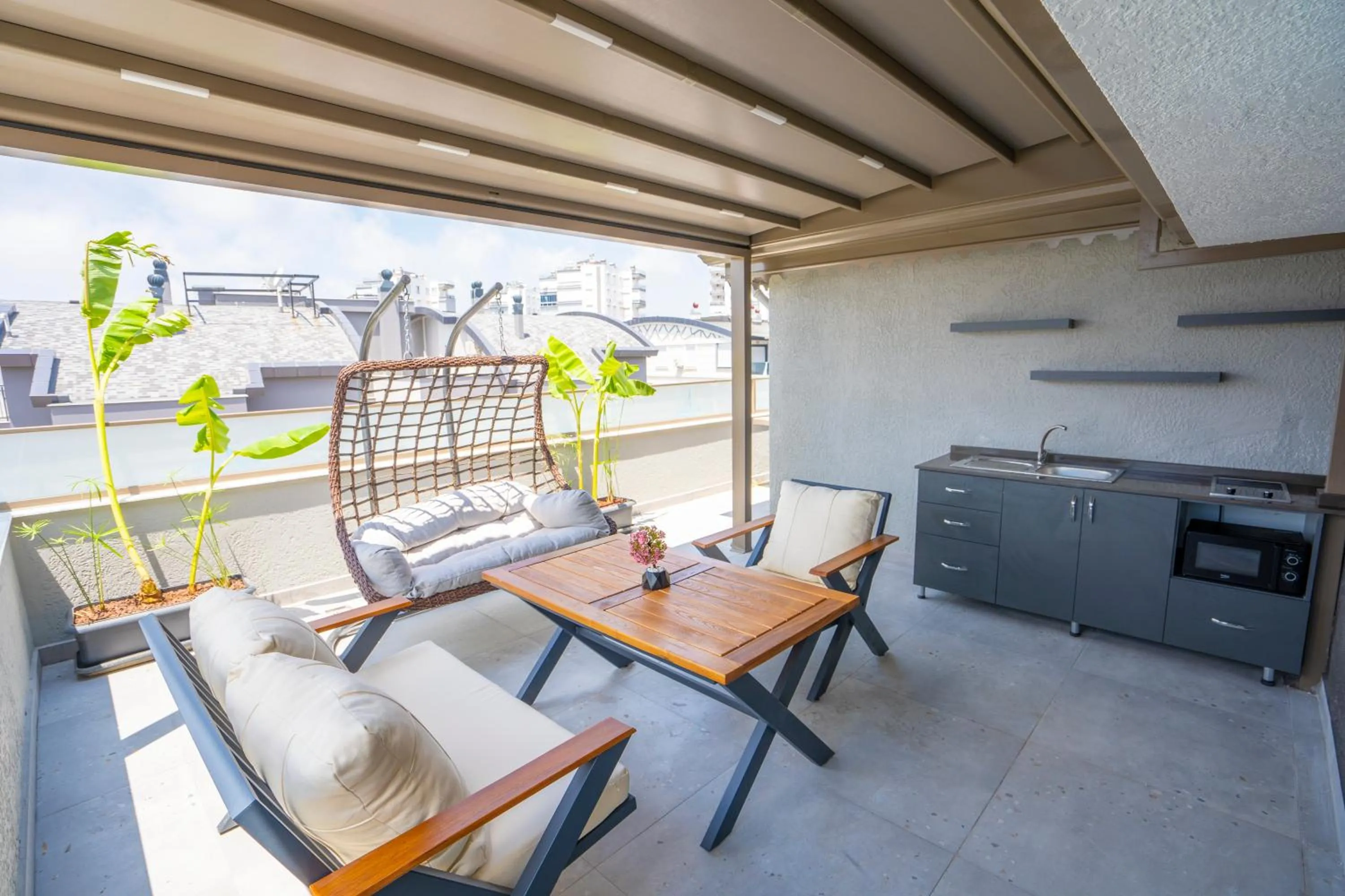 Patio in Antalya City Hotel & Spa