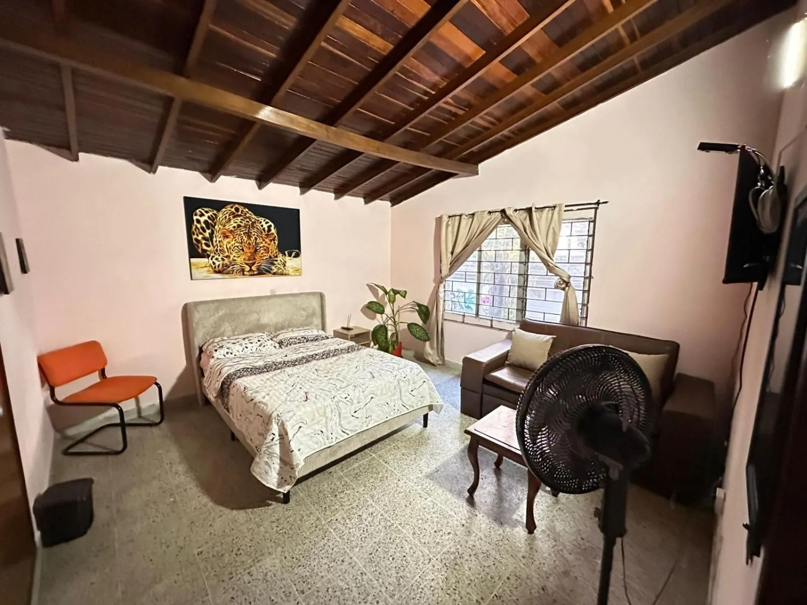 Photo of the whole room, Bed in Hostel Urban City Medellin