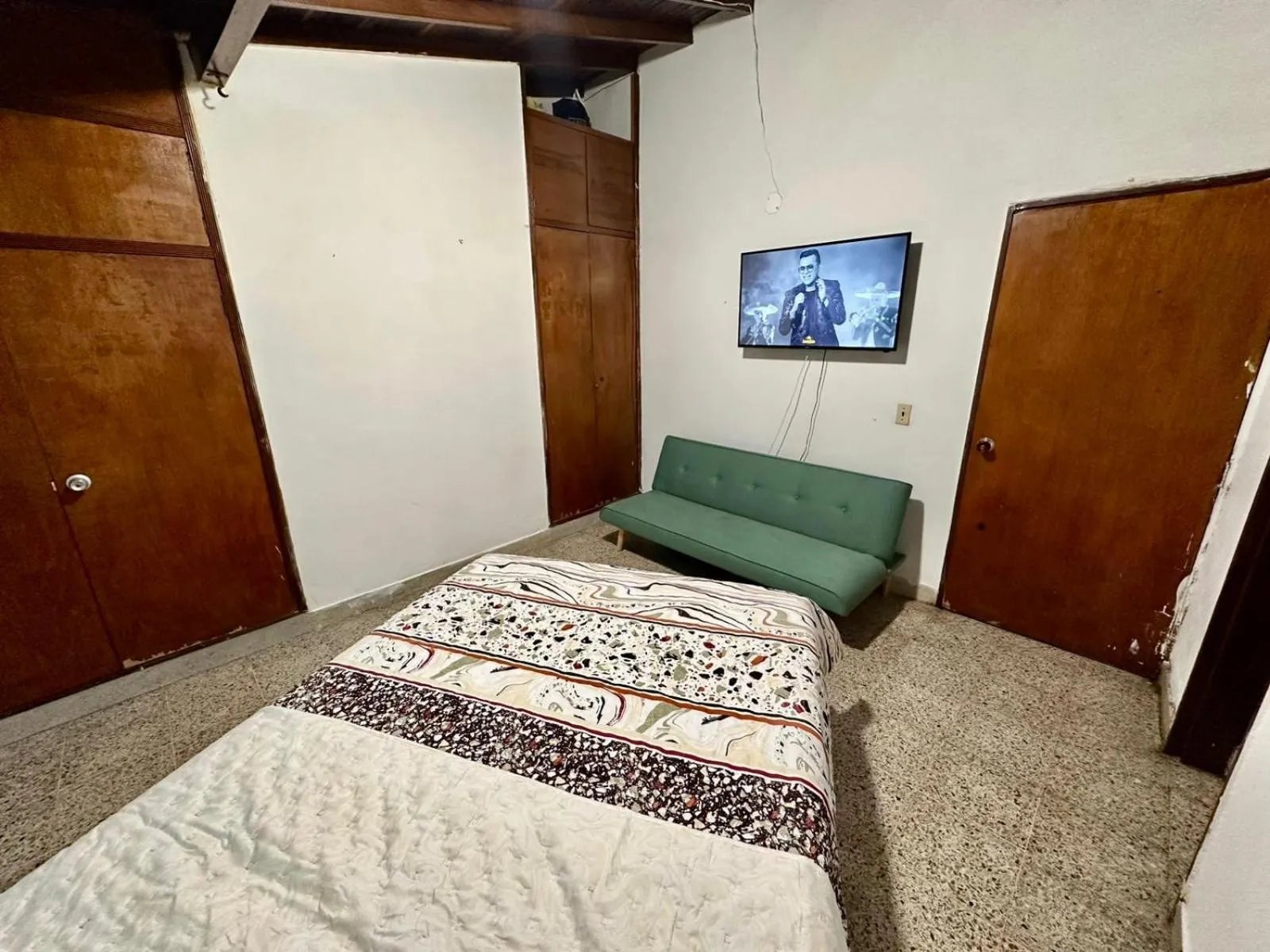 Photo of the whole room, Bed in Hostel Urban City Medellin