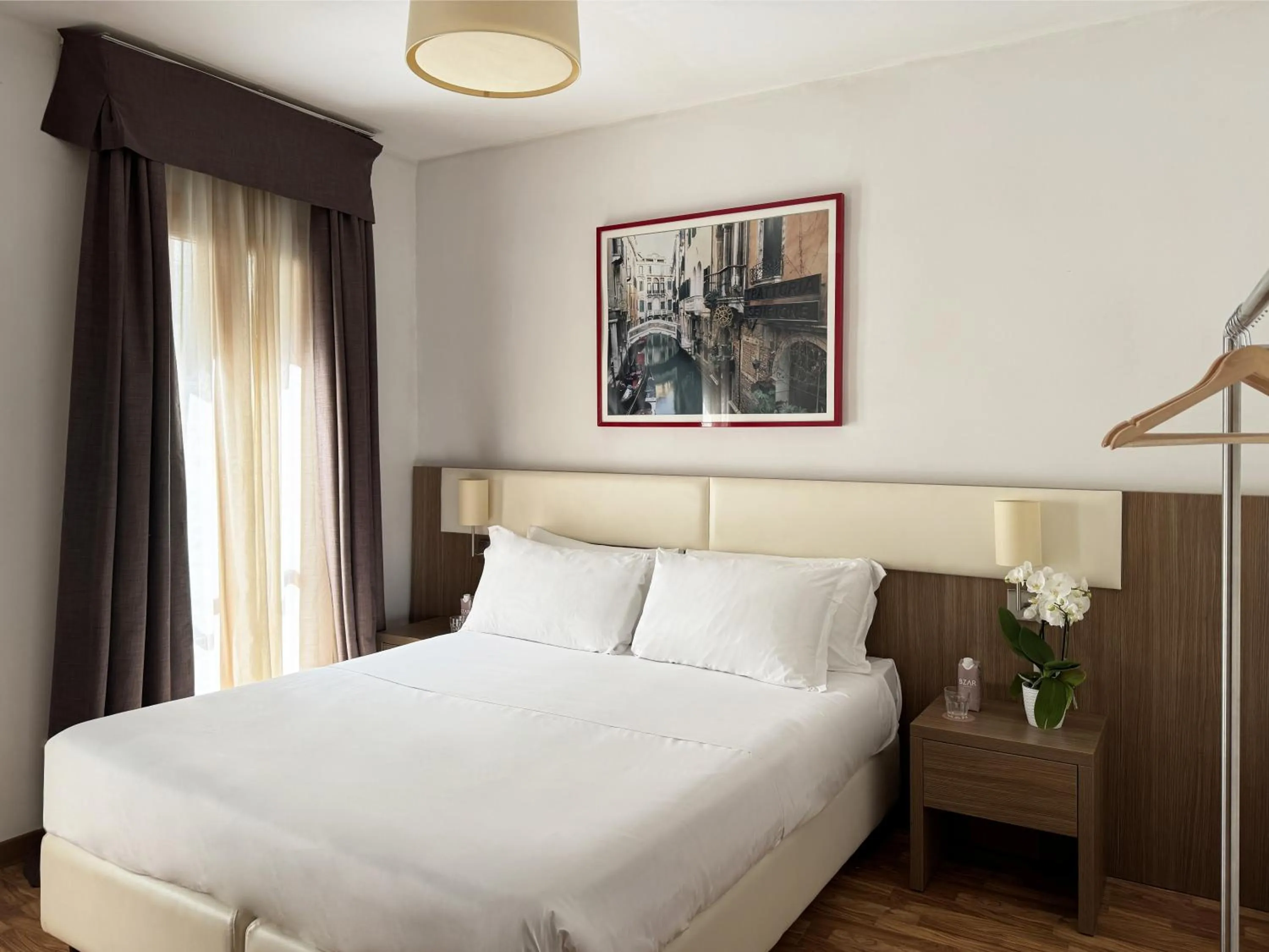 Bed in Hotel Il Moro di Venezia